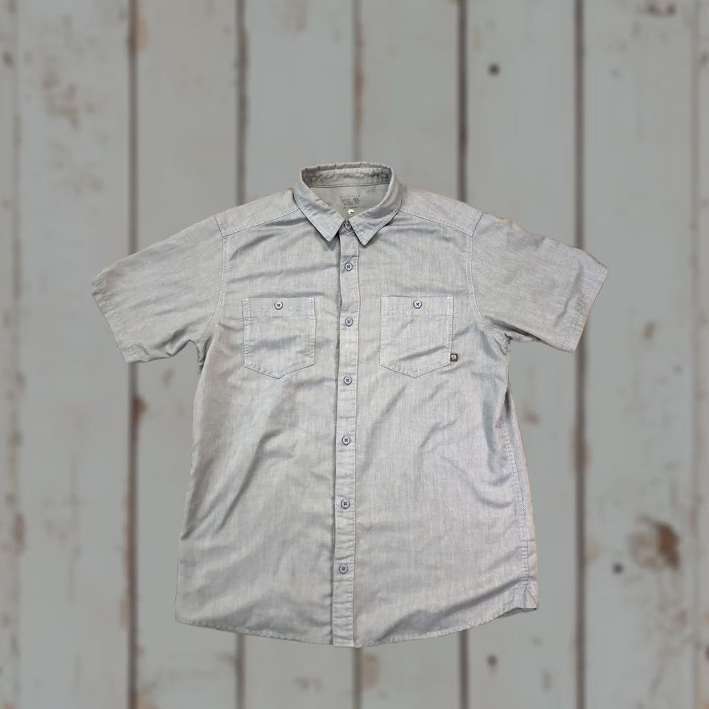 Mountain Hardwear Mountain Hardwear Shirt Mens Medium Blue Chambray Short Sleeve Button Up Casual Size US M / EU 48-50 / 2 - 1 Thumbnail