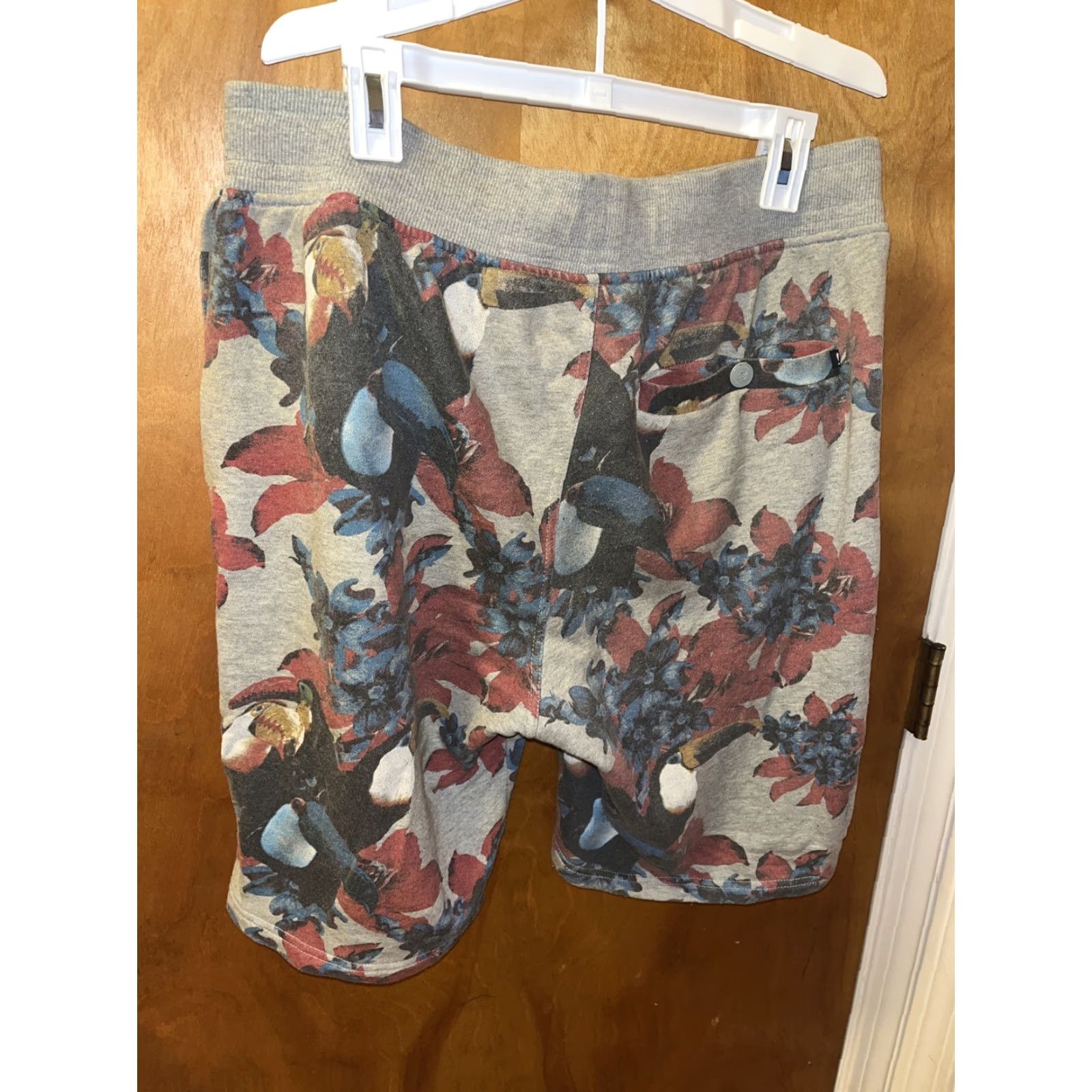 Vintage Play Cloths Mens XL Floral Cotton SweatShorts with Pockets, Jungle Bird Tropic Flowers, Casual Summer Fall Spring Wear Size US 36 / EU 52 - 6 Thumbnail