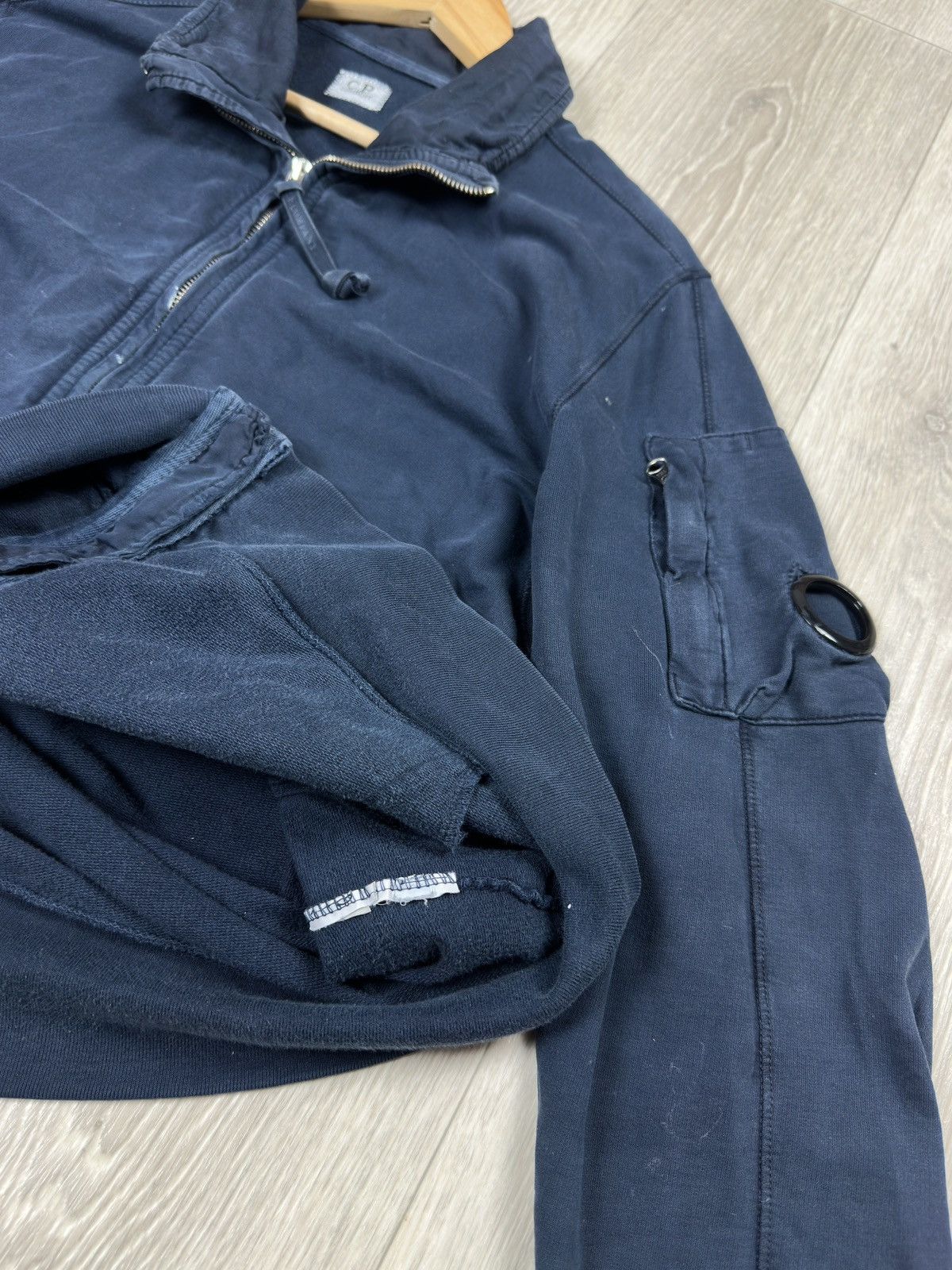 C.P. Company Vintage Distressed CP Company Zip Sweatshirt Size US L / EU 52-54 / 3 - 12 Thumbnail