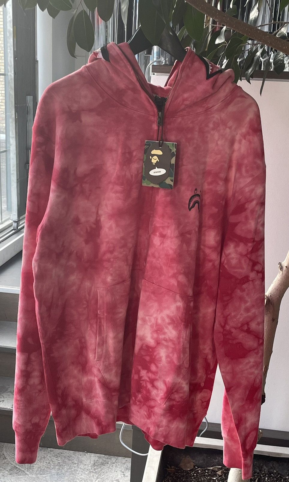 Bape Bape Tie Dye Shark Full Zip Wide Hoodie Red Size US XXL / EU 58 / 5 - 4 Thumbnail