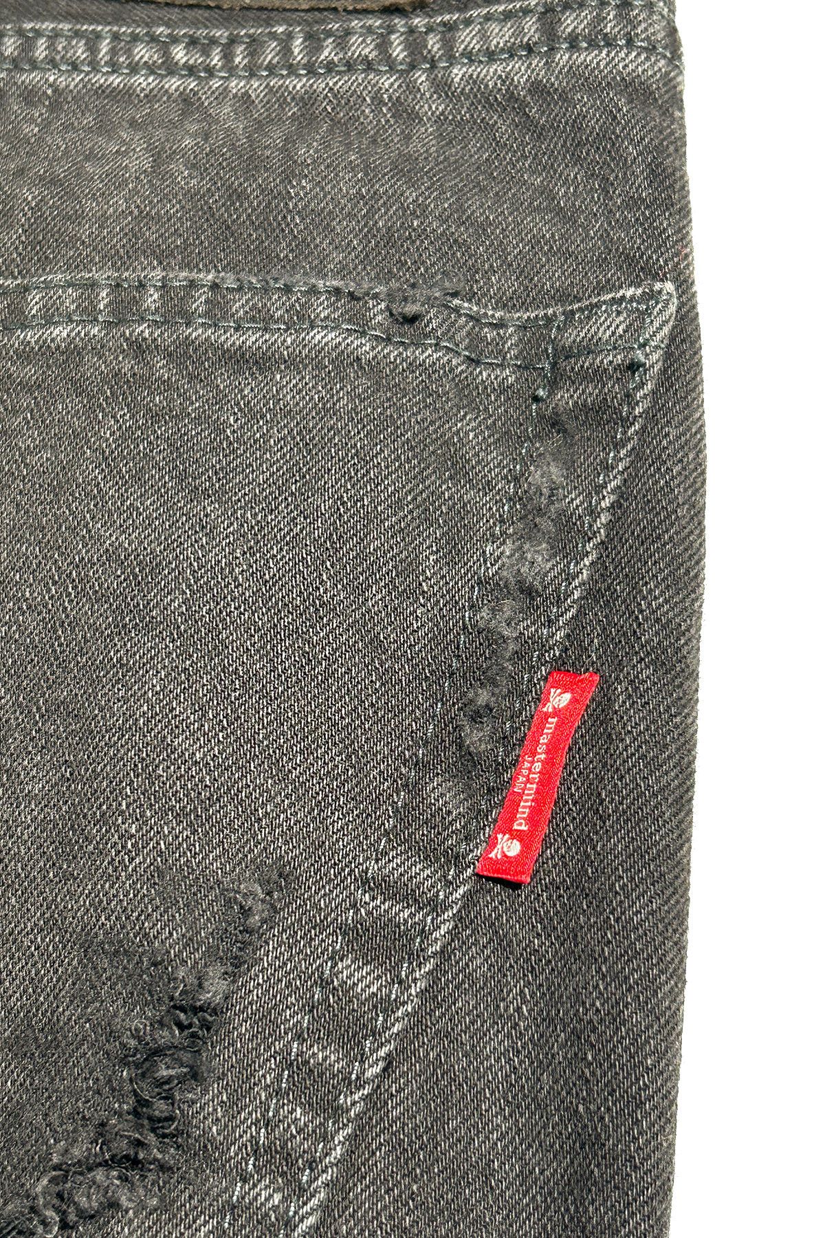 Mastermind Japan MASTERMIND JAPAN BLACK DENIM DISTRESSED JEANS Size US 36 / EU 52 - 11 Thumbnail