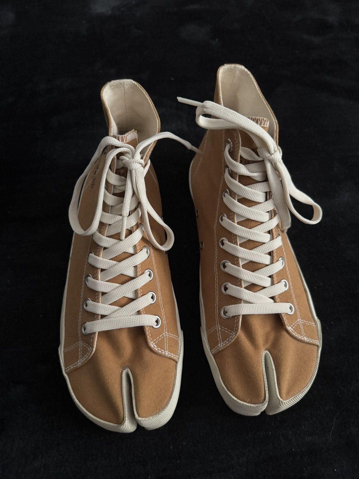 Maison Margiela Maison Margiela Tabi Sneakers Size US 9 / EU 42 - 3 Thumbnail