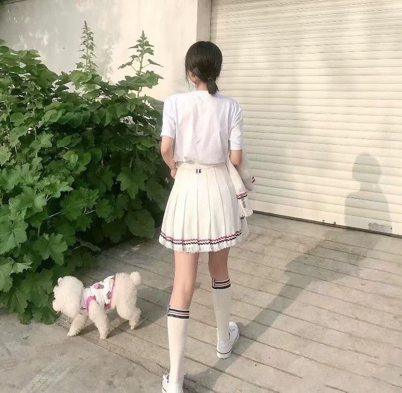 Thom Browne Thom Browne White frilled pleated skirt Size 28" / US 6 / IT 42 - 9 Thumbnail