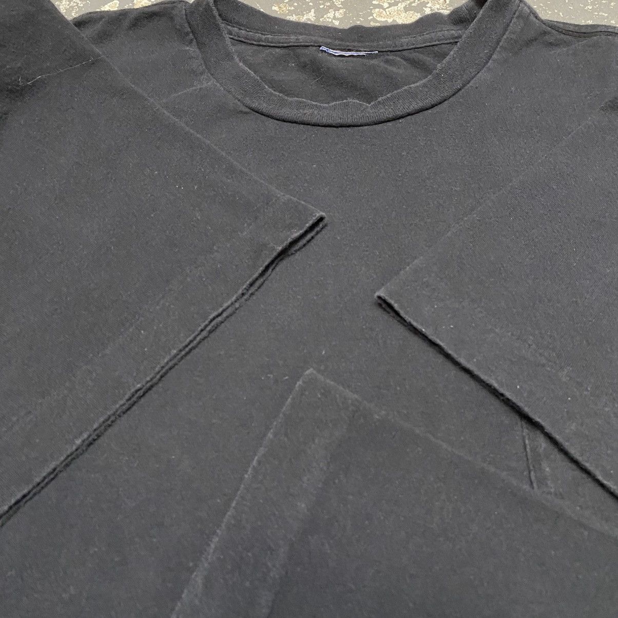 Other Vintage Black Blank 90s Single Stitch Pocket Tshirt Size US L / EU 52-54 / 3 - 4 Thumbnail