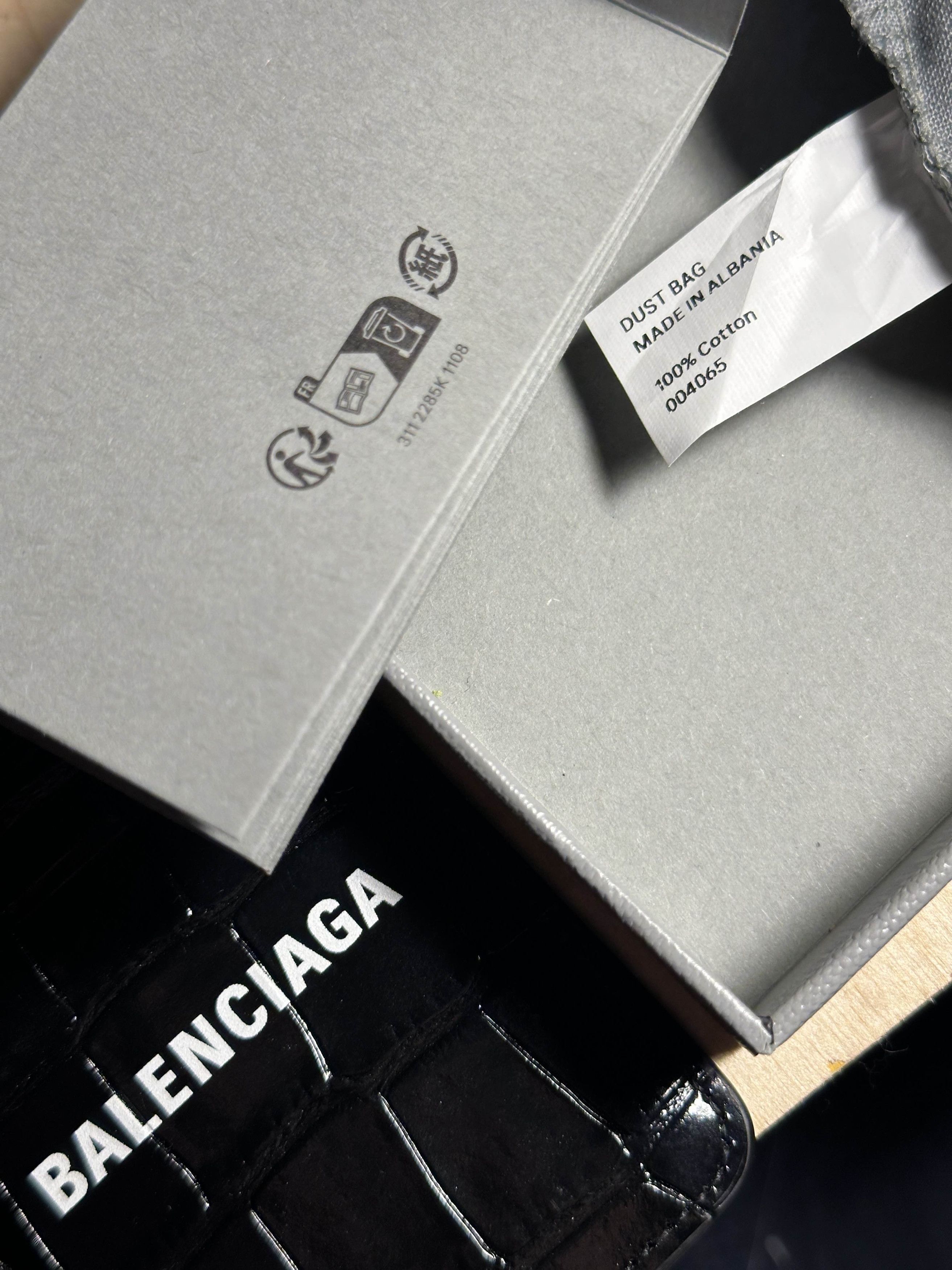Balenciaga Balenciaga Crocodile Magnet Card Holder Size ONE SIZE - 4 Thumbnail