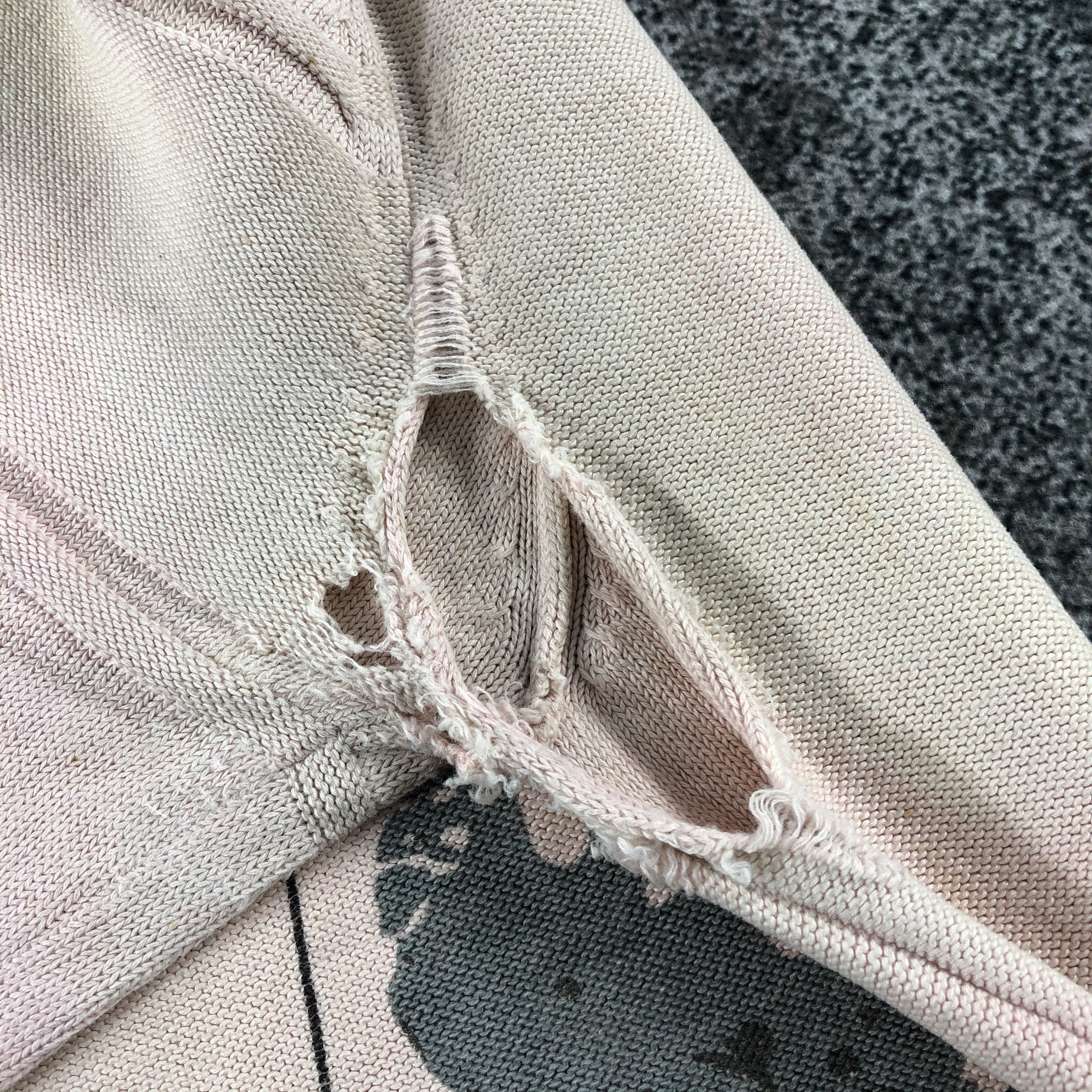 Japanese Brand Vintage Yishion Thrashed Faded Sweatshirt F213 Size US L / EU 52-54 / 3 - 6 Thumbnail