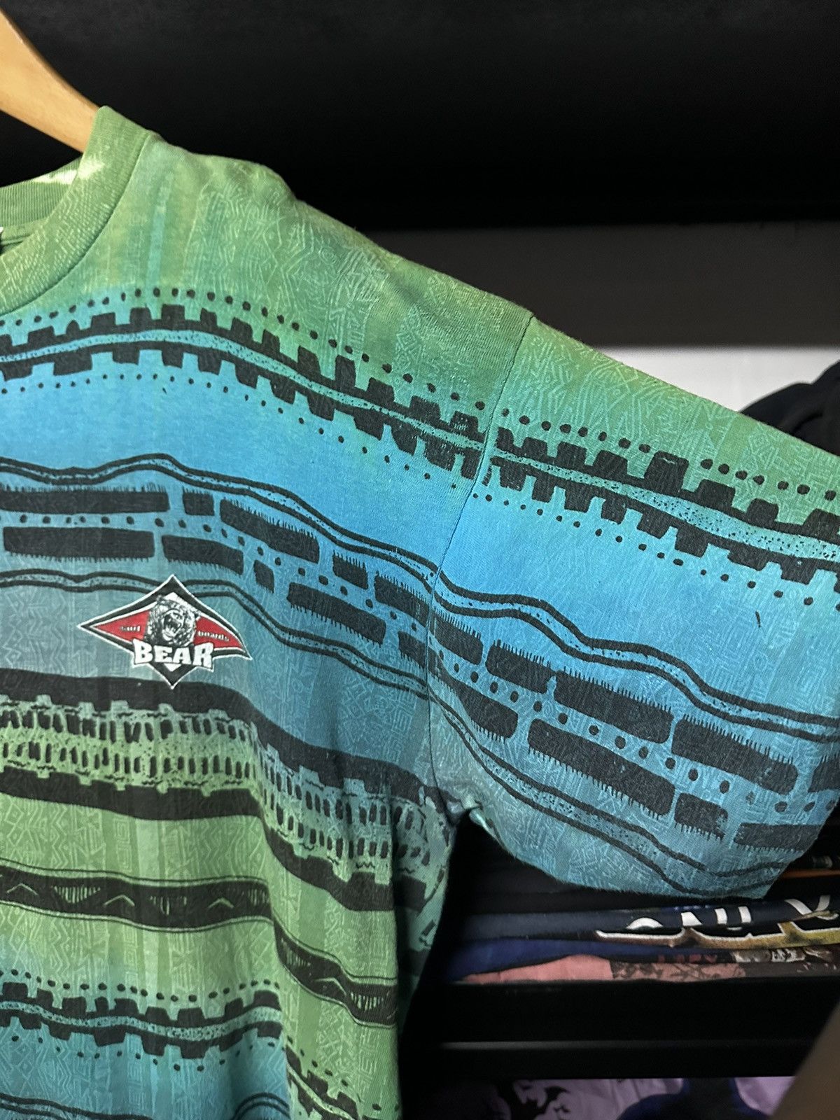 Vintage Vintage 90s Bear Surf Boards Faded Tee Size US XL / EU 56 / 4 - 9 Thumbnail