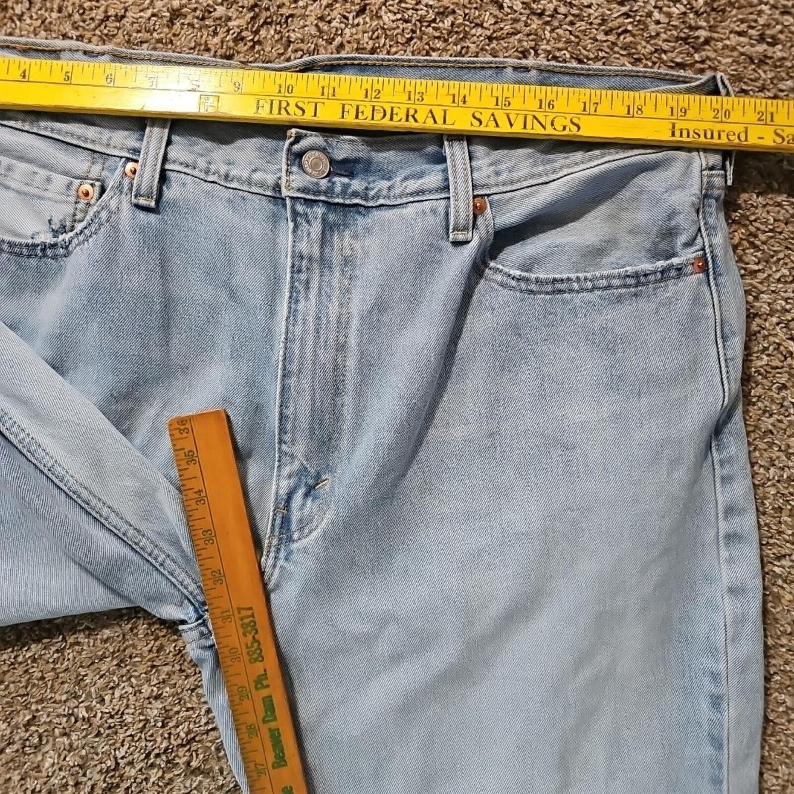 Levi's Levis 550 Jeans Mens 40x32 Blue Denim Straight Leg Lightwash Size US 40 / EU 56 - 5 Thumbnail