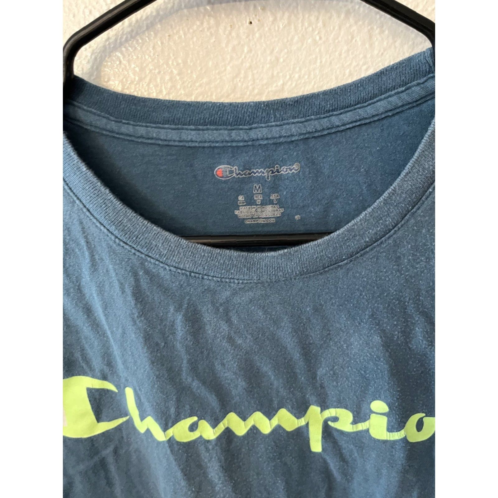 Champion VINTAGE Champion T-Shirt Men M Blue Logo Crew Neck Short Sleeve 90s Mens Medium Cotton Embroidered Logo Shirt Size US M / EU 48-50 / 2 - 2 Thumbnail