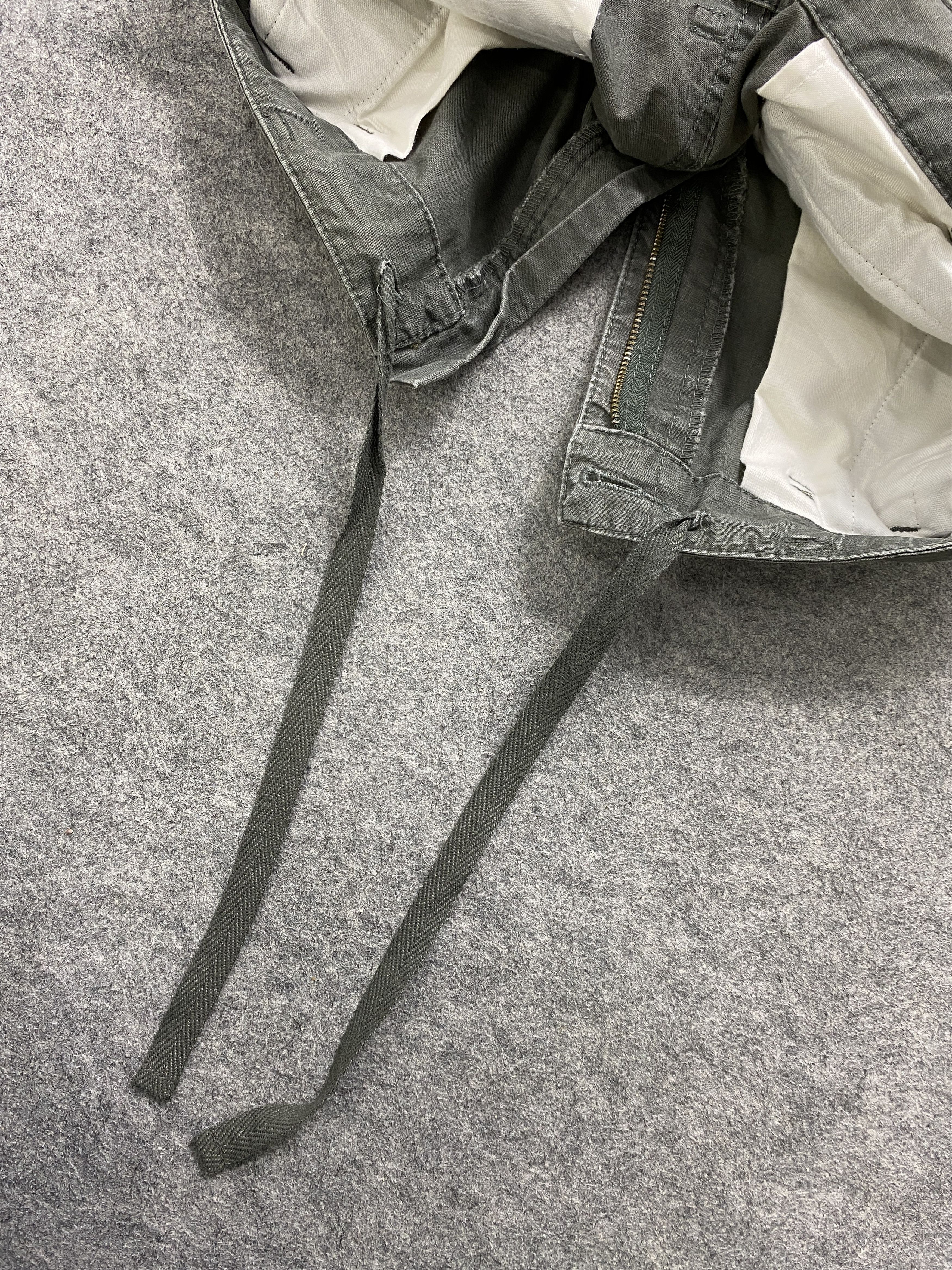 Japanese Brand Uniqlo Japanesse Cargo Sun Faded Pants -CP266 Size US 34 / EU 50 - 10 Thumbnail