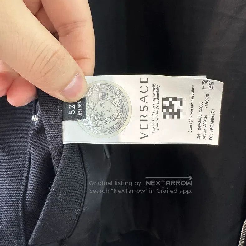 Versace Versace The main line is a classic Medusa LOGO pattern pri Size US L / EU 52-54 / 3 - 4 Thumbnail