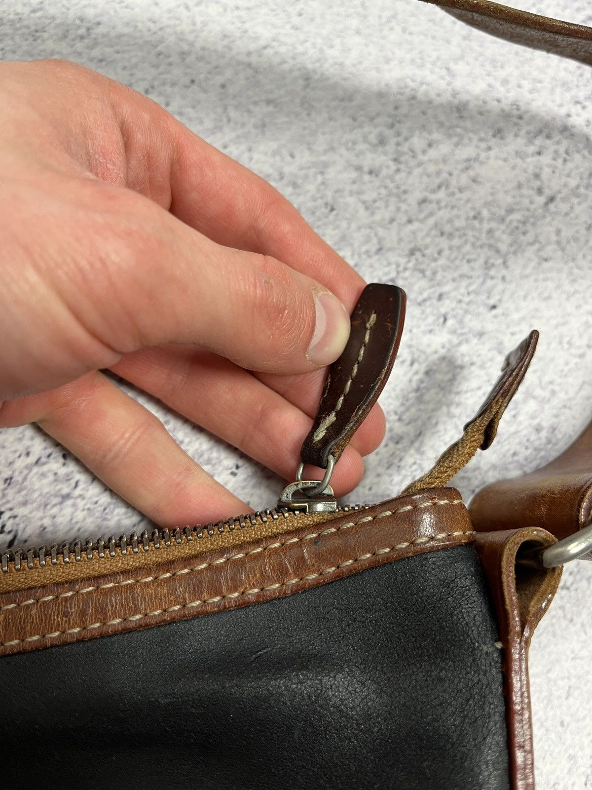 Genuine Leather × Vintage Vintage Francesco Biasa Genuine Split Leather Shoulder Bag Size ONE SIZE - 11 Thumbnail
