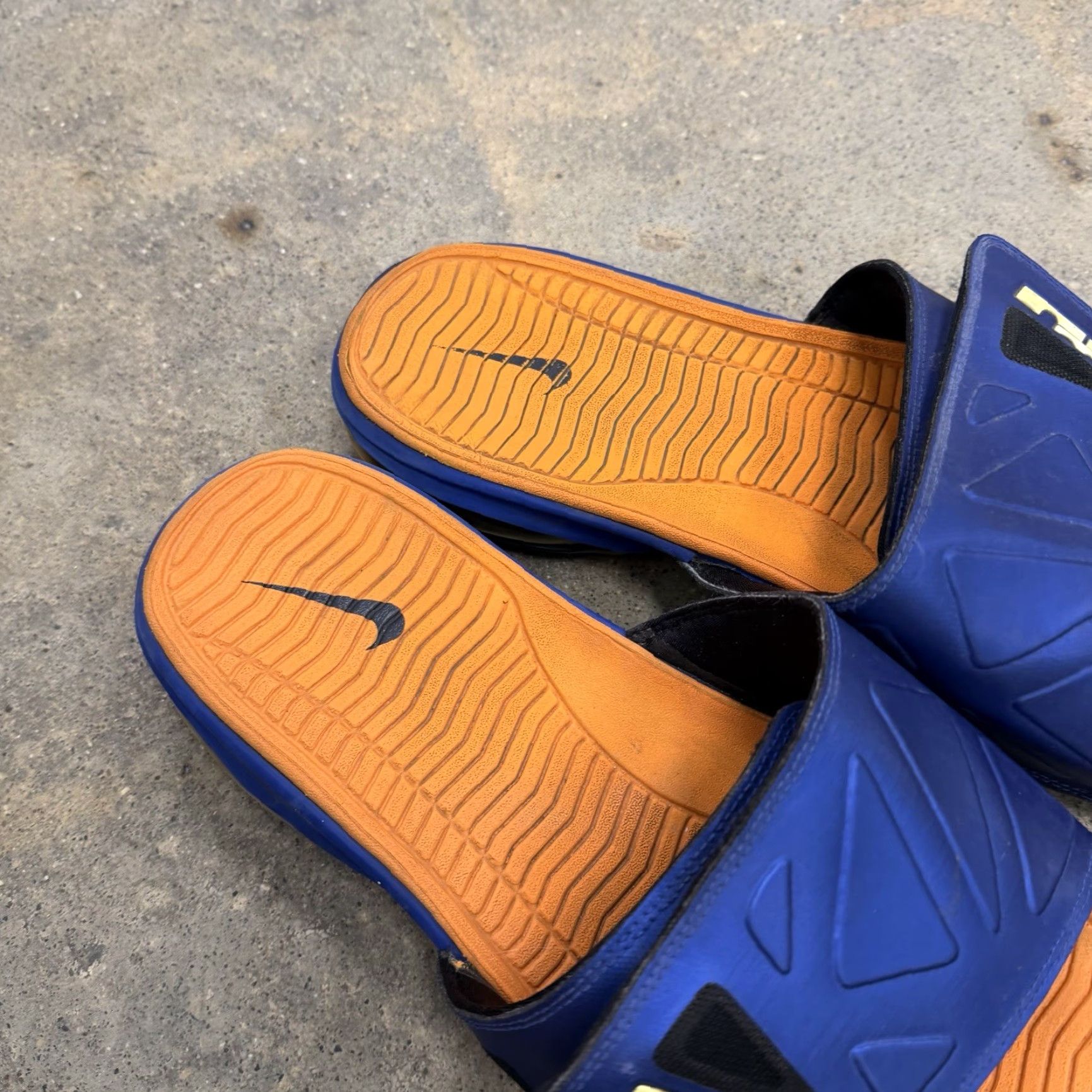 Nike Nike Air Max Lebron 2 Slide Elite Mens Size 12 Blue/Orange Sneaker Athletic Size US 11 / EU 44 - 2 Thumbnail