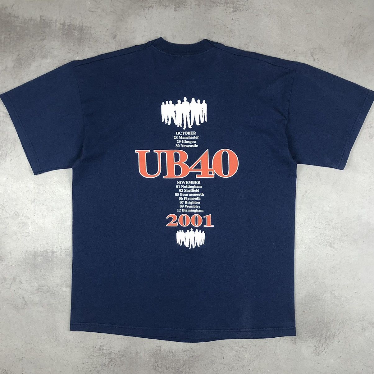 Band Tees 2001 UB40 Cover Up Tee Size US L / EU 52-54 / 3 - 3 Thumbnail