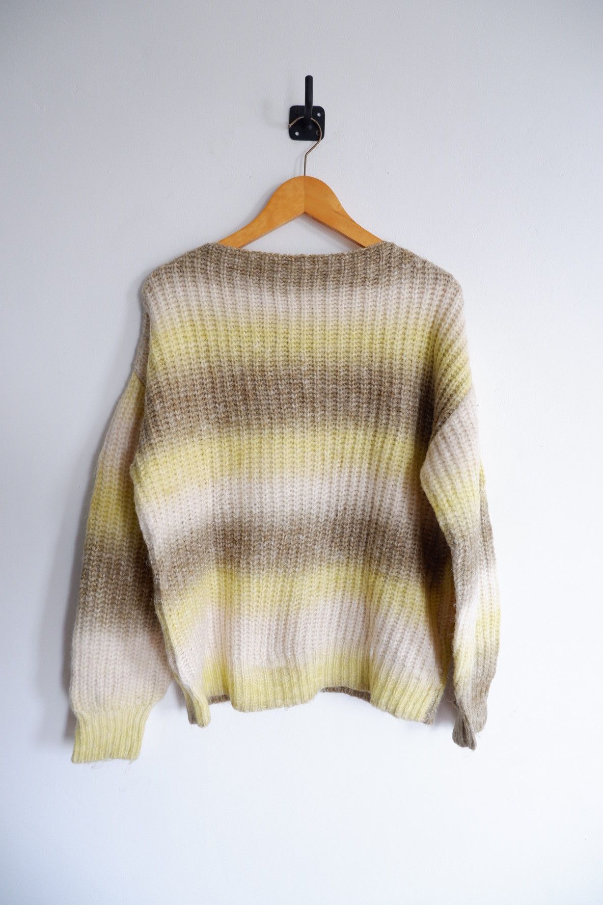 Japanese Brand NIKO AND Mohair Sweaters Size M / US 6-8 / IT 42-44 - 2 Thumbnail