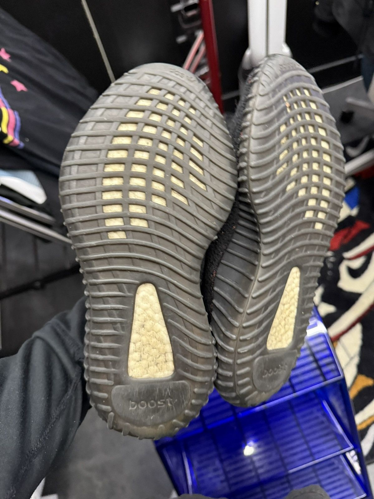 Adidas × Yeezy Adidas Yeezy 350 V2 Core Black Red Size 5.5 Size US 5.5 / EU 38 - 4 Thumbnail