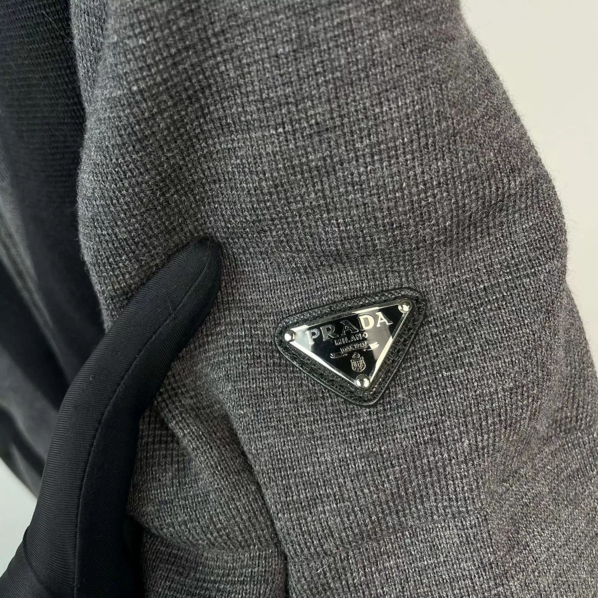 Prada Prada 95 New Color Blocked Black & Gray Down Jacket 170 Size S / US 4 / IT 40 - 9 Thumbnail