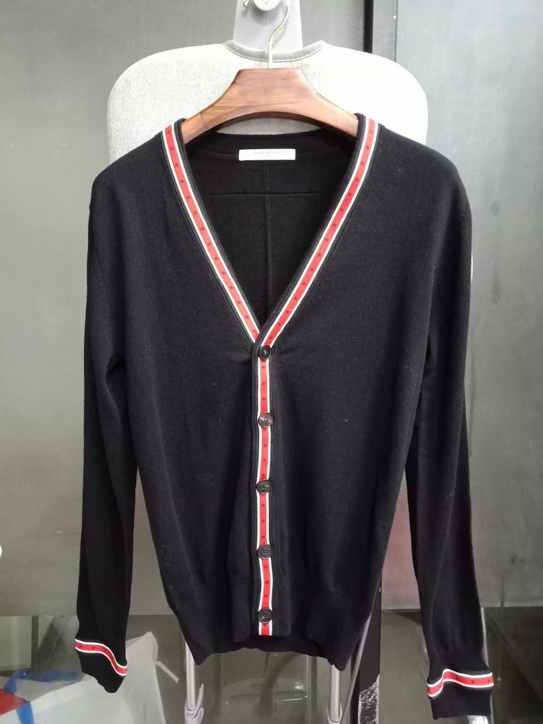 Other Givenchy Patchwork black wool knitted cardigan sweater S s Size US M / EU 48-50 / 2 - 1 Thumbnail