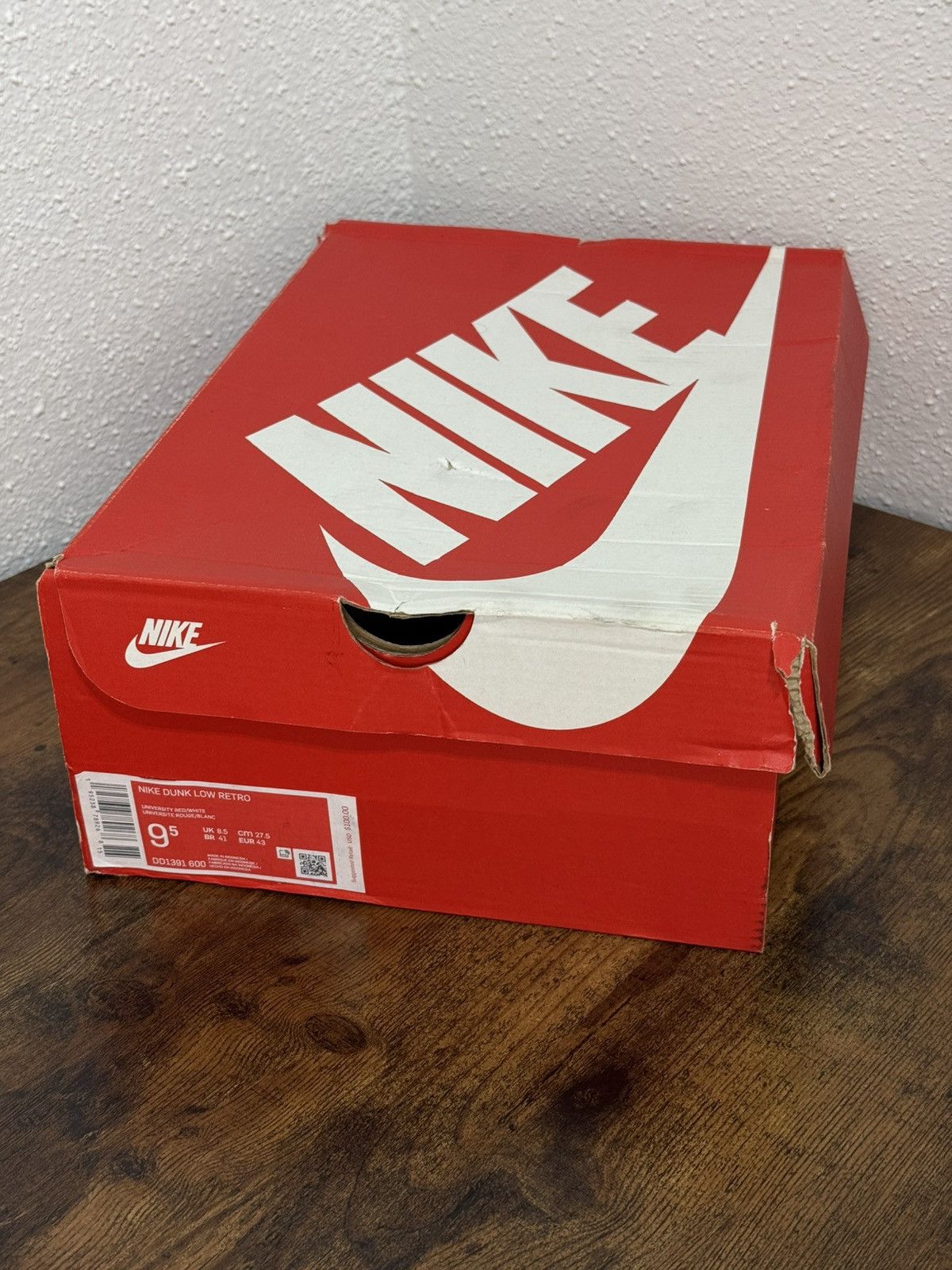 Nike Nike Dunk Low Championship Red size 9.5 Size US 9.5 / EU 42-43 - 4 Thumbnail