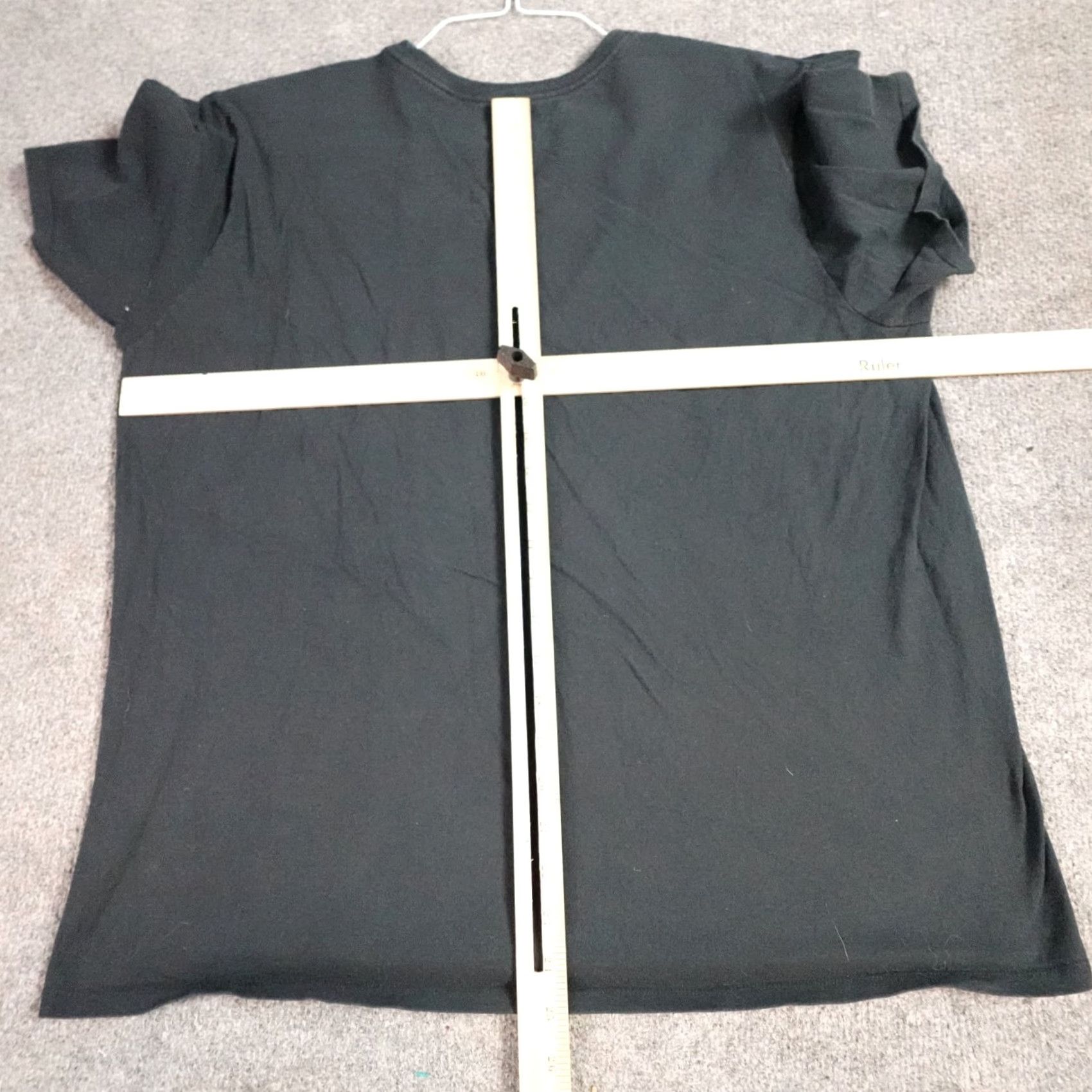 Nike Nike T-shirt XL Black Cotton Blend Crew Neck Short Sleeve Unisex Adults Shirt Size US XL / EU 56 / 4 - 5 Thumbnail