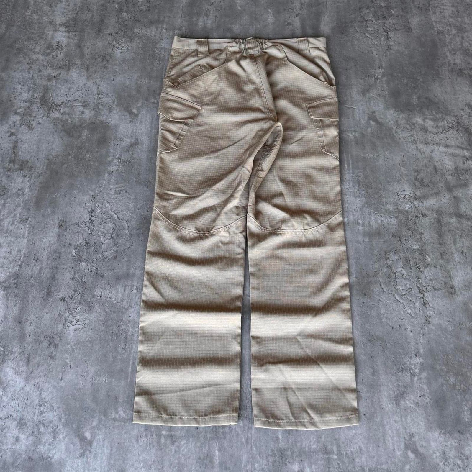 Japanese Brand × Vintage Vintage Y2K Carhartt Style Tech Skater Cargo Utility Pants Size US 36 / EU 52 - 2 Thumbnail