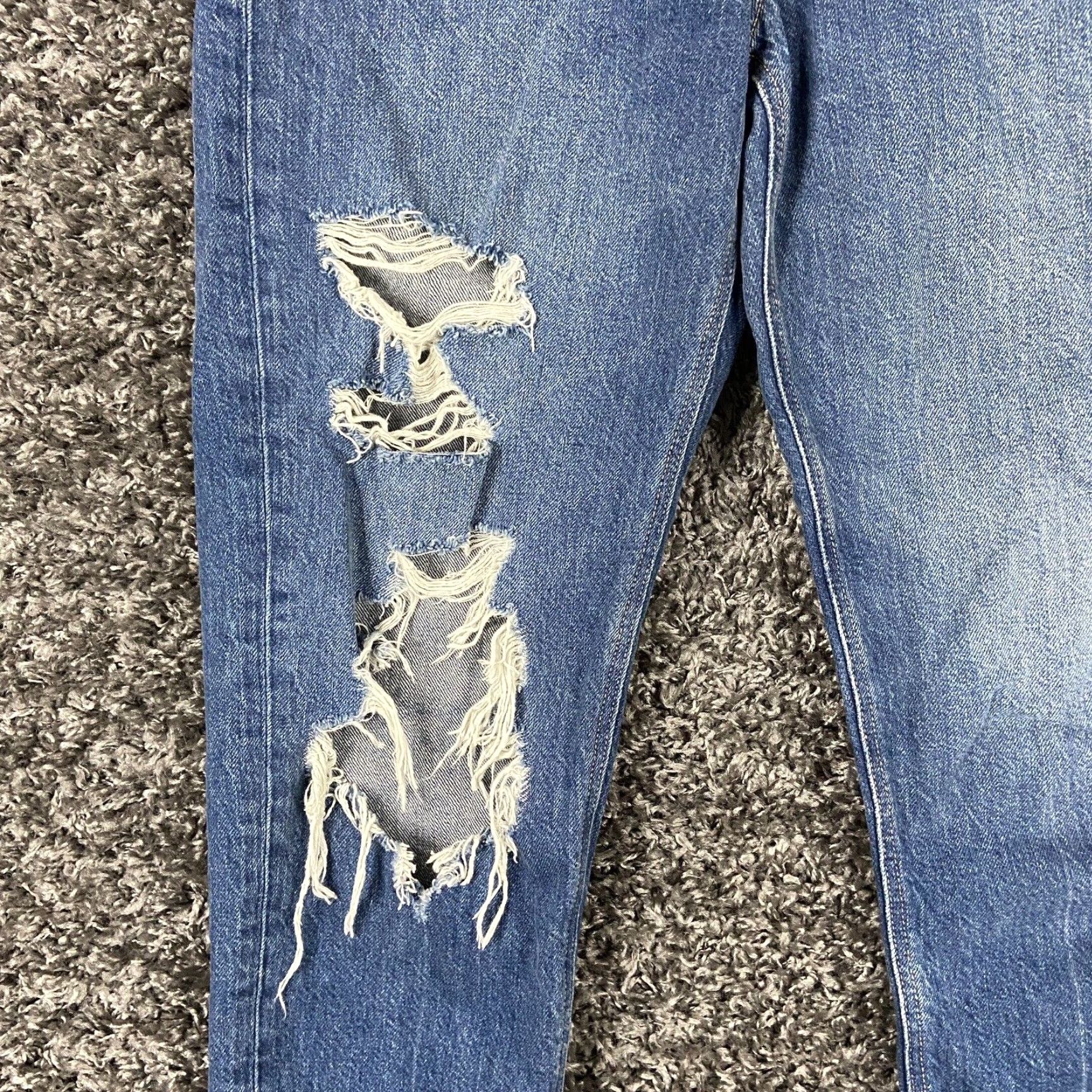 American Eagle Outfitters AMERICAN EAGLE Distressed Mom Jeans Women’s 0 Regular Blue Size 25" / US 0 / IT 36 - 3 Thumbnail