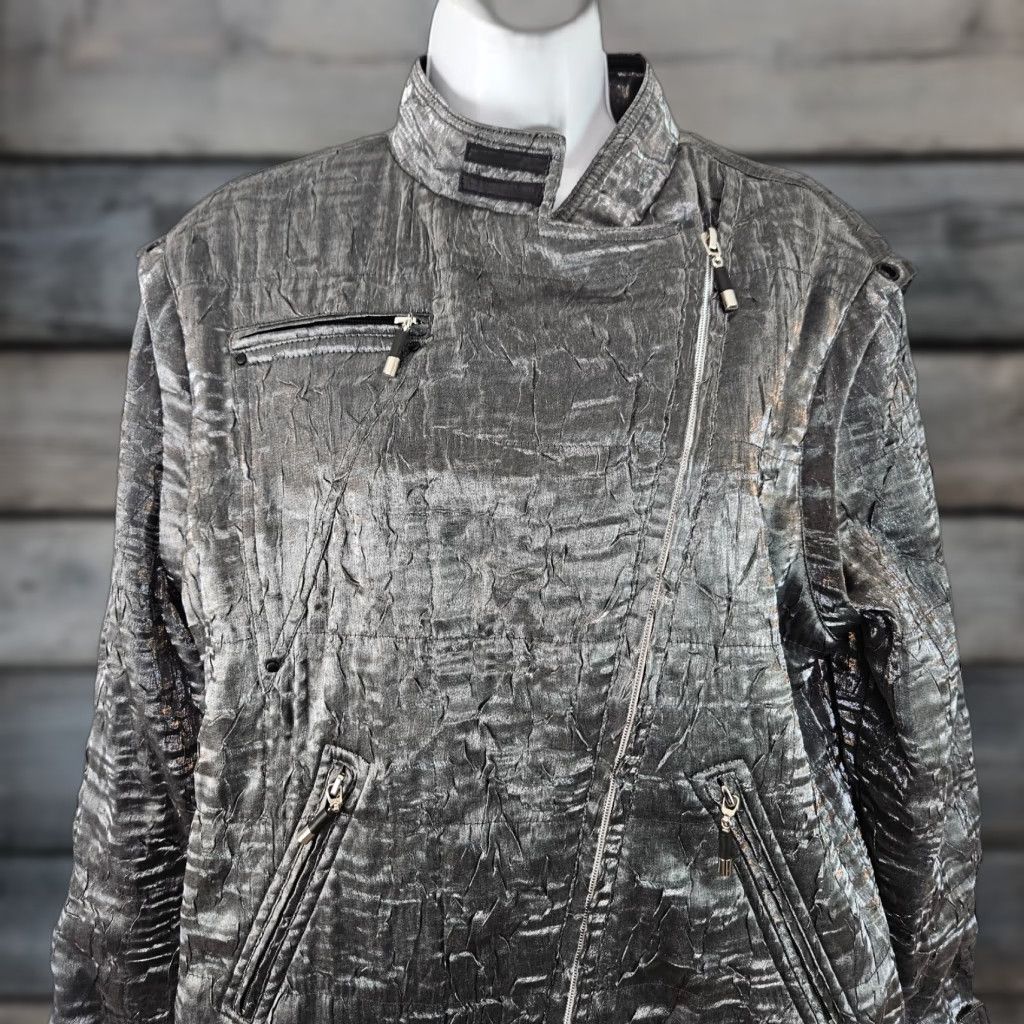 Vintage Jamie Sadock Womens Jacket Sz Medium Silver Zip Pockets Textured Rayon Blend Vintage No (IF vintage) Size ONE SIZE - 1 Thumbnail