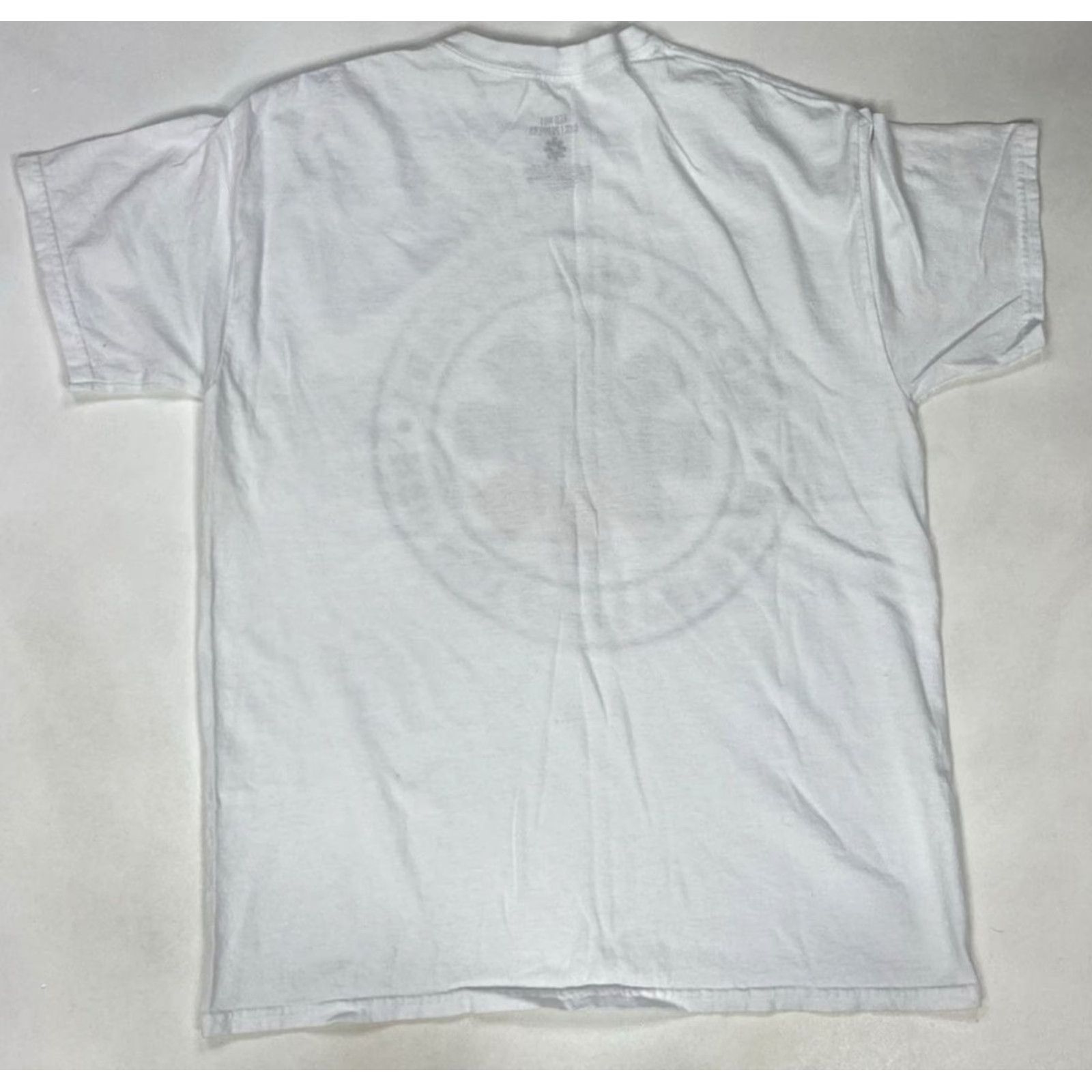 Vintage VINTAGE Red Hot Chili Peppers Logo Graphic T-shirt Men Medium White Short Sleeve Music Size US M / EU 48-50 / 2 - 3 Thumbnail