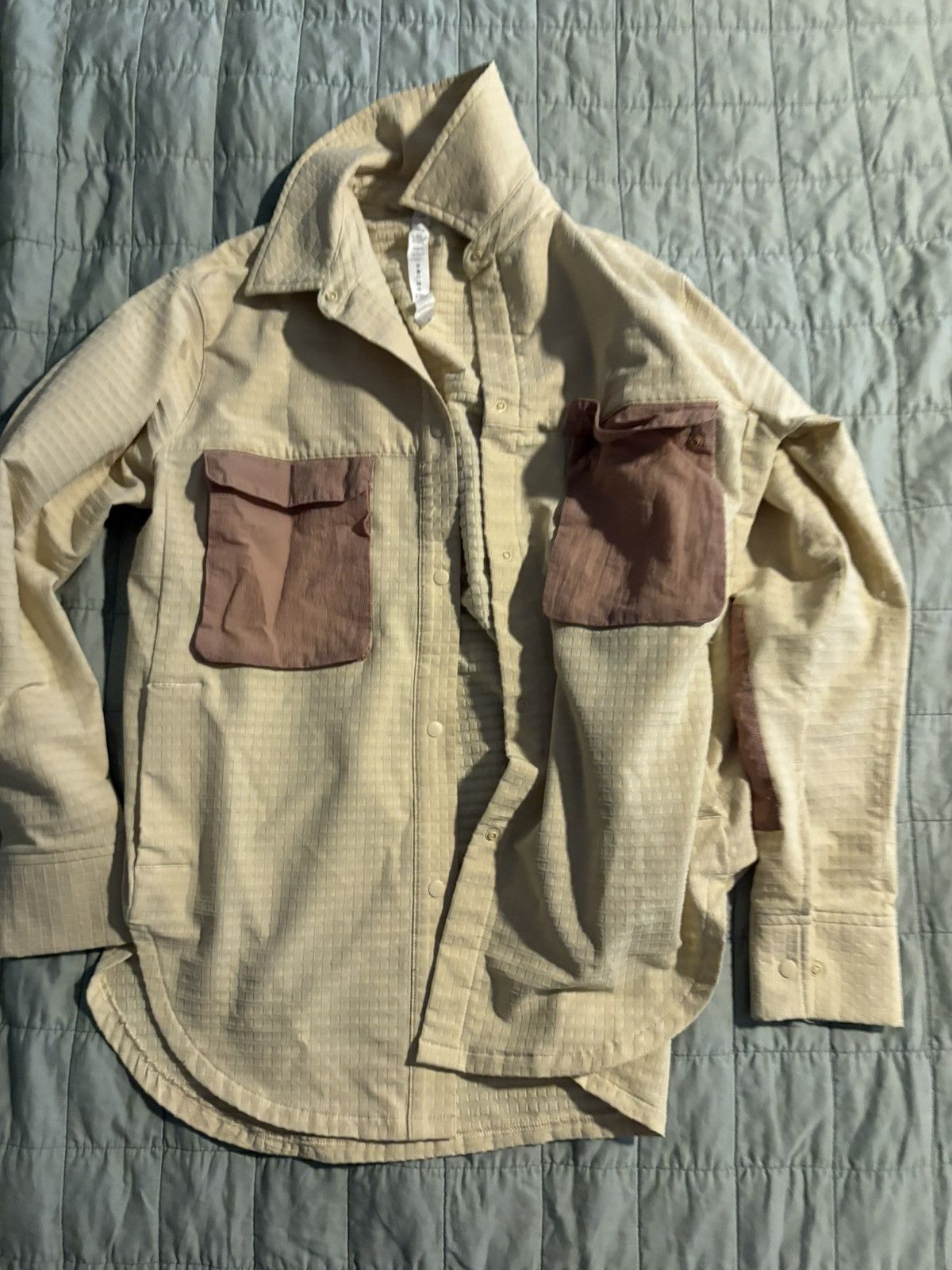 Lululemon Lululemon technical shirt jacket size 2 Size S / US 4 / IT 40 - 1 Thumbnail
