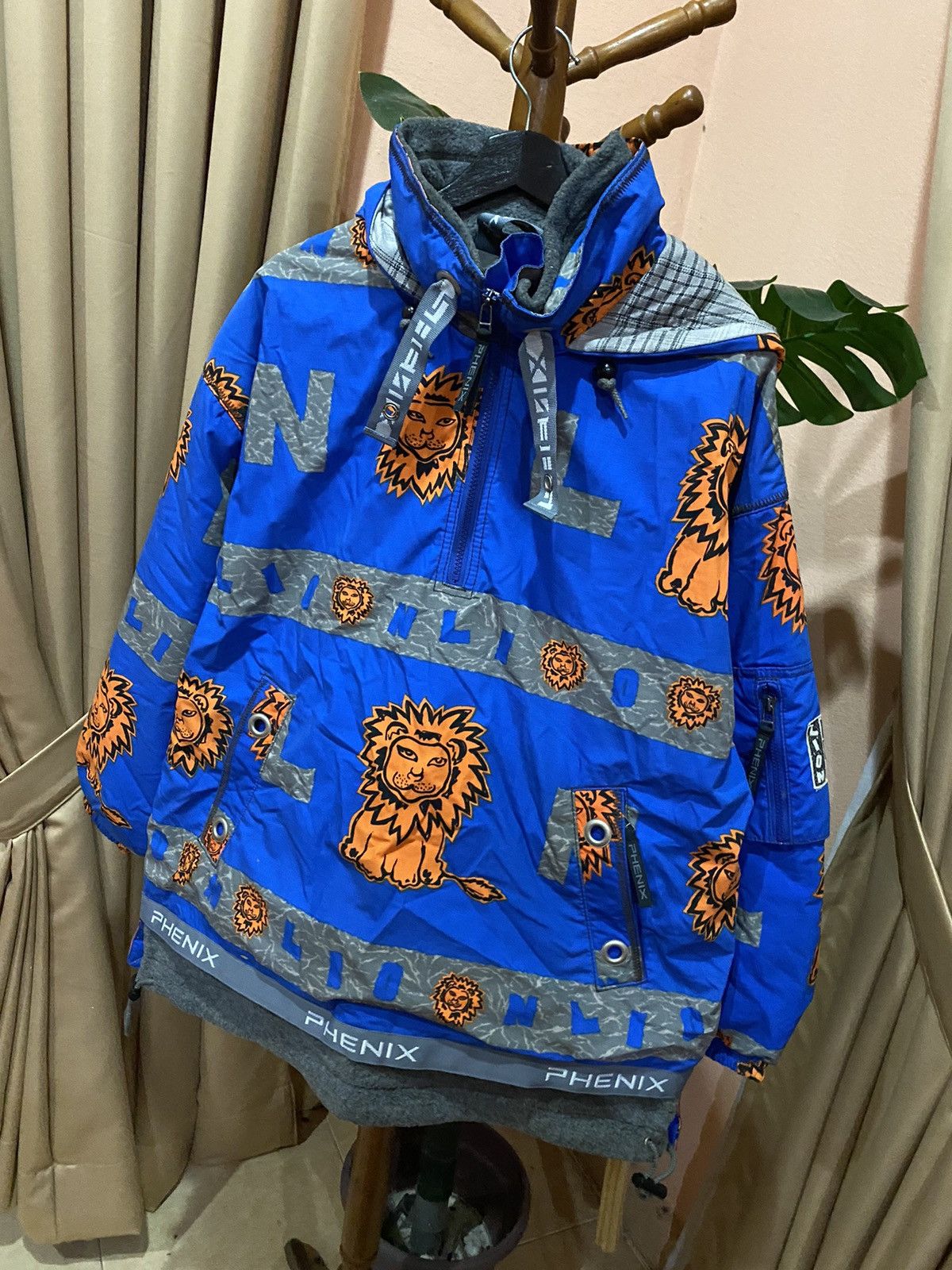 Phenix Phenix Lion Print Ski Jacket Bold and Functional Winterwear Size US L / EU 52-54 / 3 - 2 Thumbnail