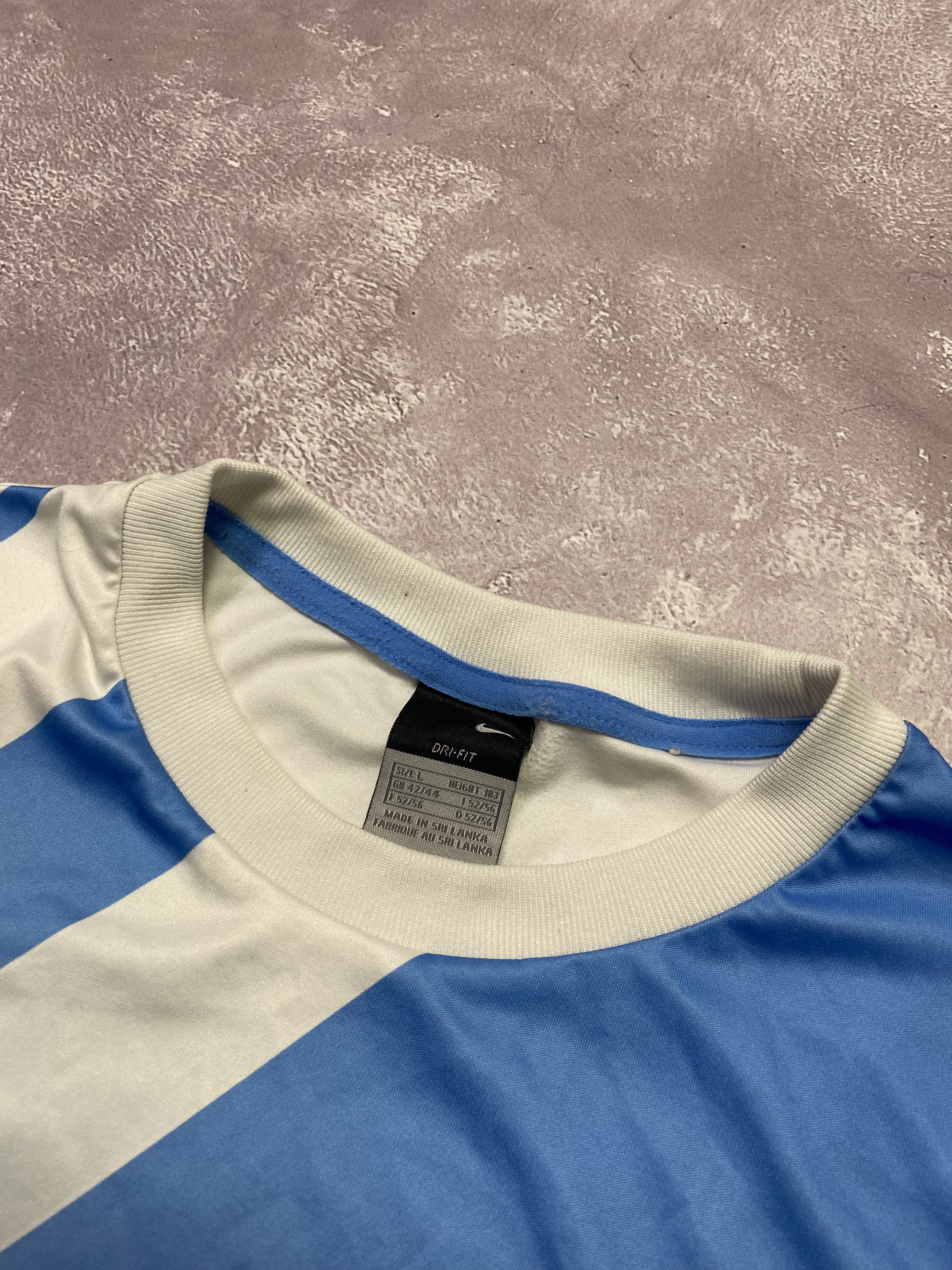 Nike Vintage Nike Team Jersey Central Logo Tee Size US L / EU 52-54 / 3 - 4 Thumbnail
