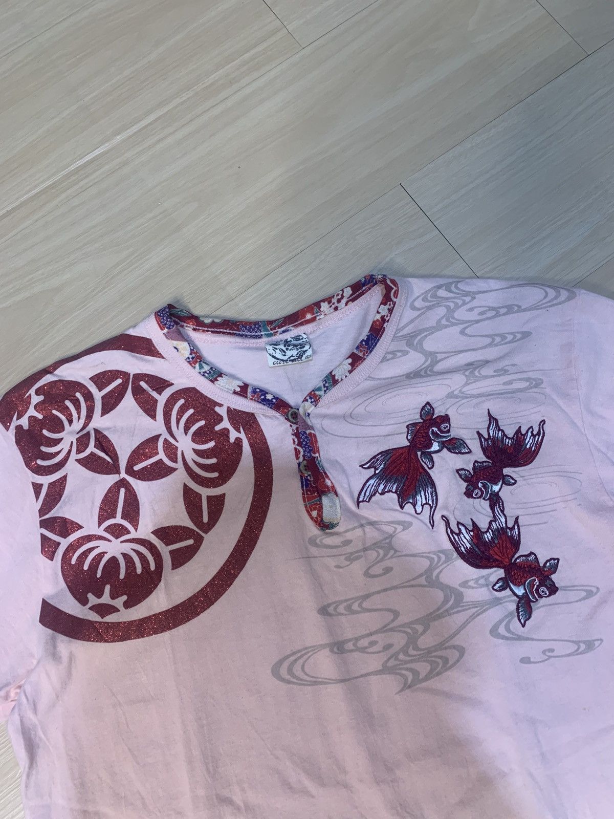Karakuri Tamashii Koi Embroidery Kara Kuri Style Tshirt Size US M / EU 48-50 / 2 - 7 Thumbnail