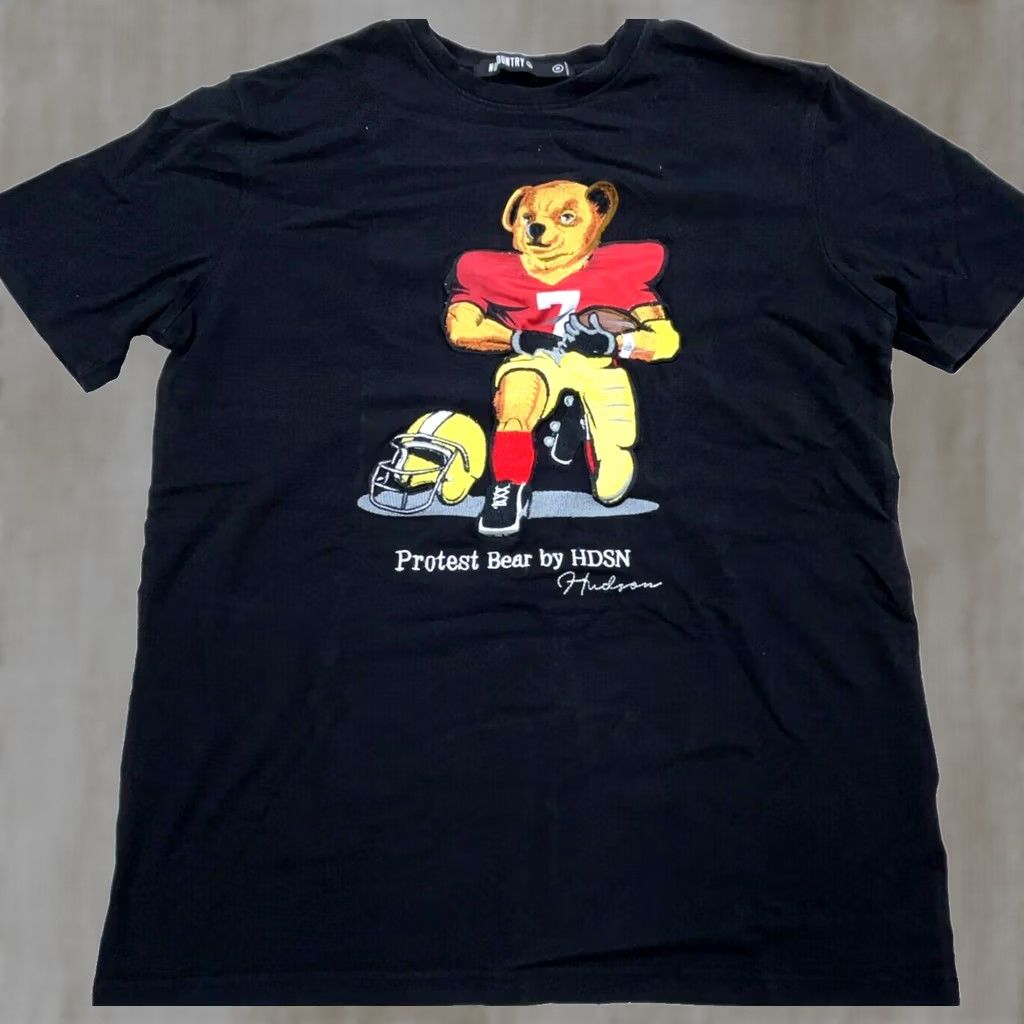 Hudson Hudson Outerwear Shirt Medium Black Tee T Protest Bear Kneeling Kapernick Men Size US M / EU 48-50 / 2 - 1 Thumbnail