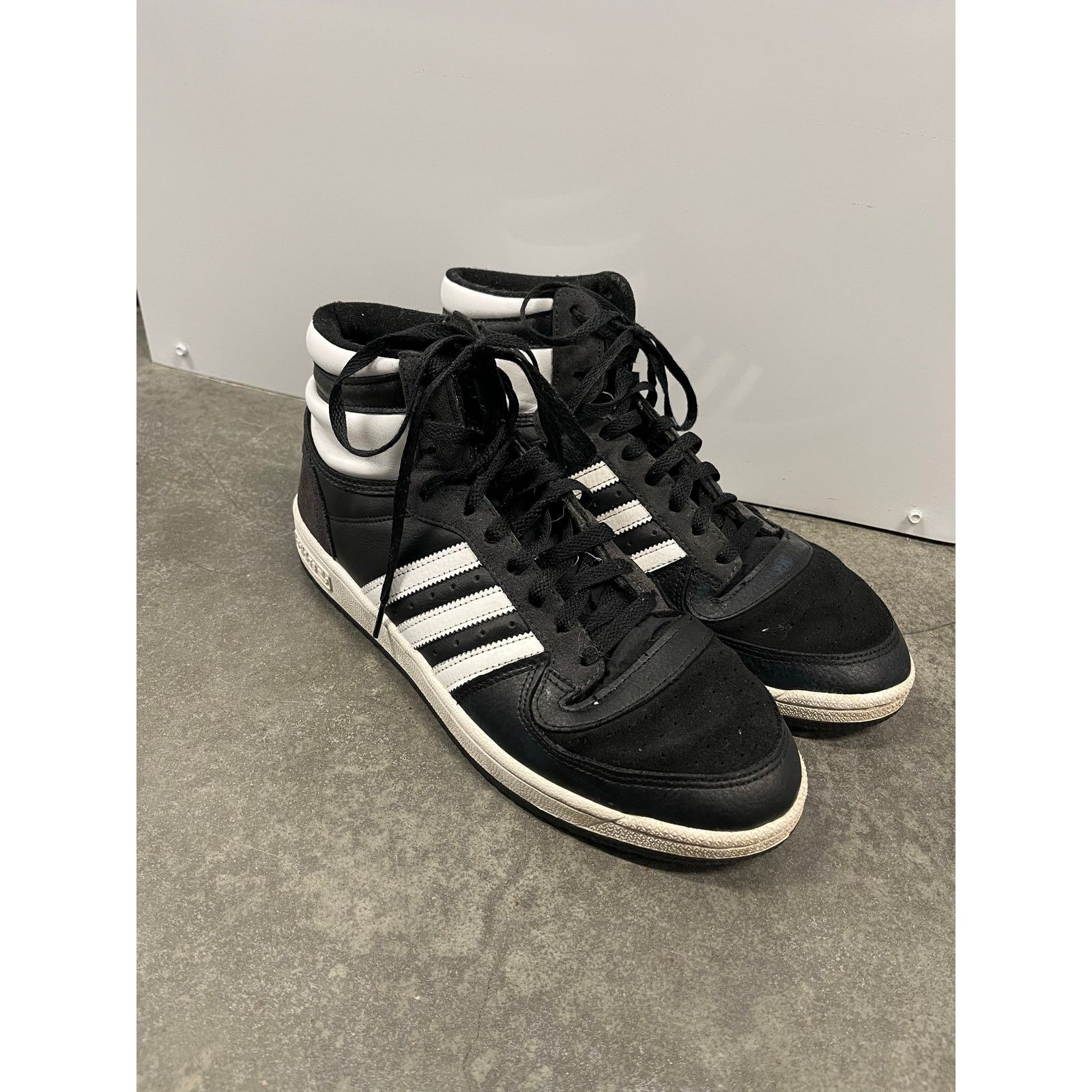 Adidas adidas Top Ten RB Black Cream 2022 GV6632 Men’s Size 12 Size US 12 / EU 45 - 1 Thumbnail