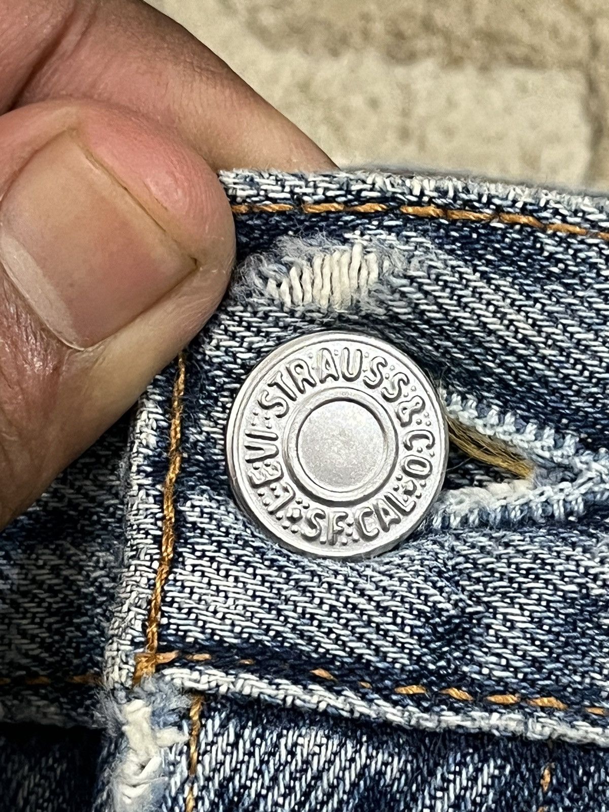 Levi's Vintage 90’s Levi’s 501 Distressed Denim Size US 33 - 6 Thumbnail