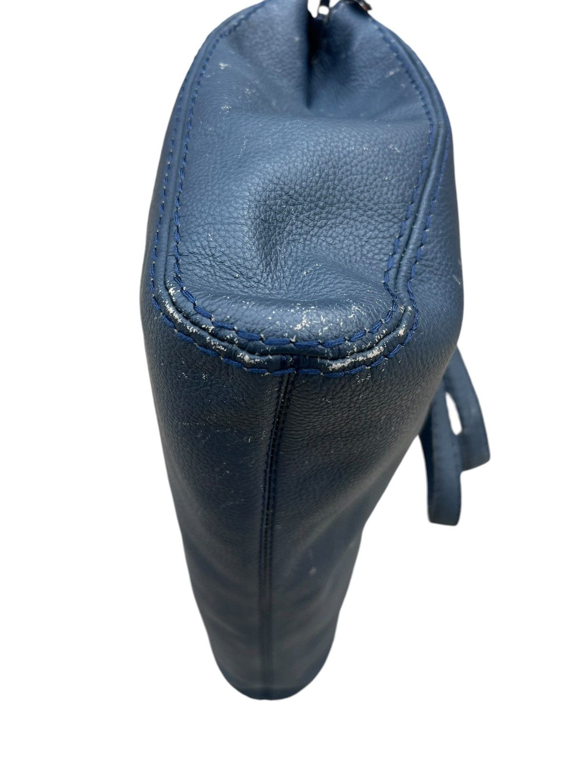 Leather VTG 80s 90s YSL Distress Patina Scratches Leather Tote Bag Size ONE SIZE - 15 Thumbnail