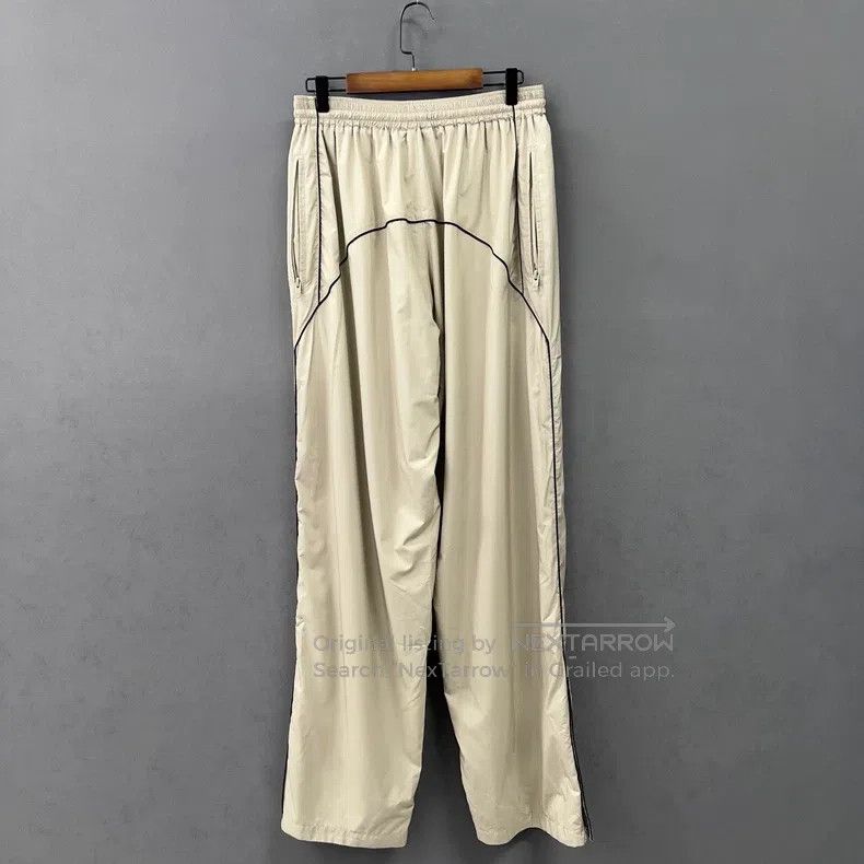 Balenciaga Balenciaga Double Hook Embroidered Wide Leg Sports Pants Size US 28 / EU 44 - 1 Thumbnail