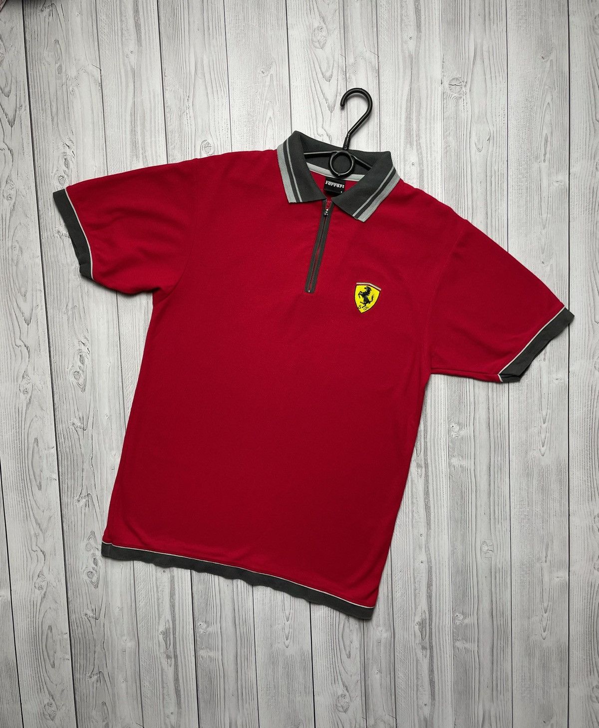 Ferrari × Vintage Vintage Ferrari polo red racing logo size S Size US S / EU 44-46 / 1 - 1 Thumbnail