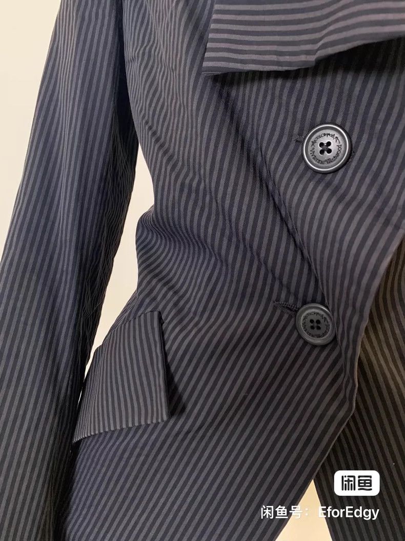Vivienne Westwood Vivienne Westwood Black and gray striped overcoat with lar Size S / US 4 / IT 40 - 5 Thumbnail