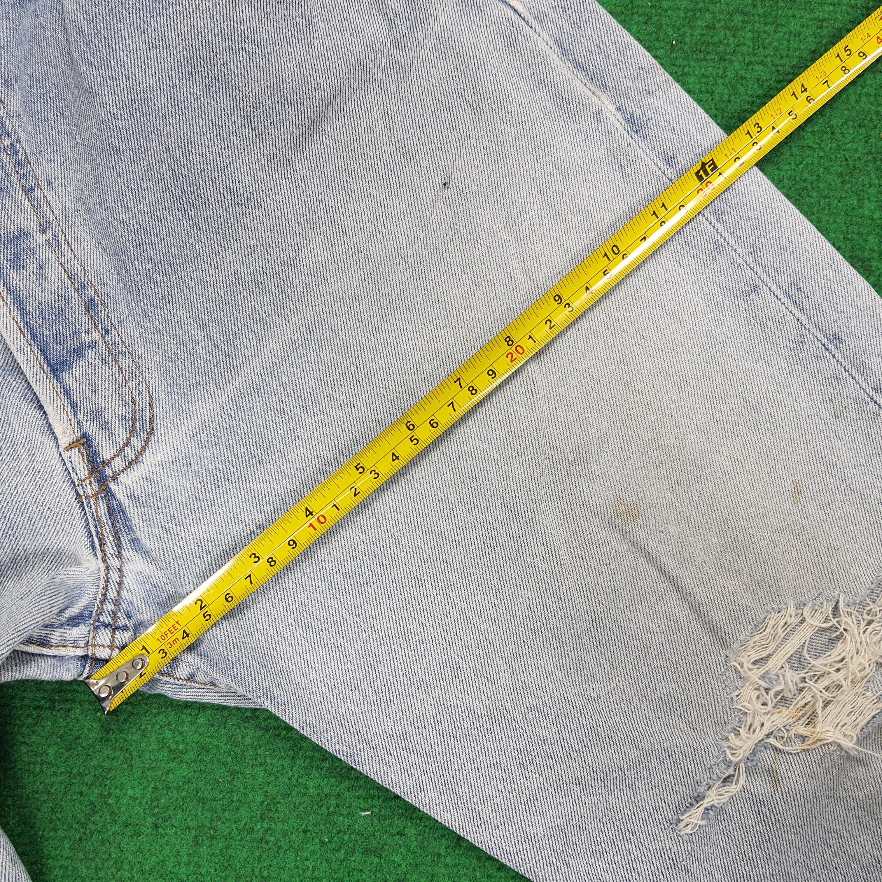 Levi's × Vintage Vintage Levi's 501 Distressed Denim Jeans Size US 30 / EU 46 - 11 Thumbnail