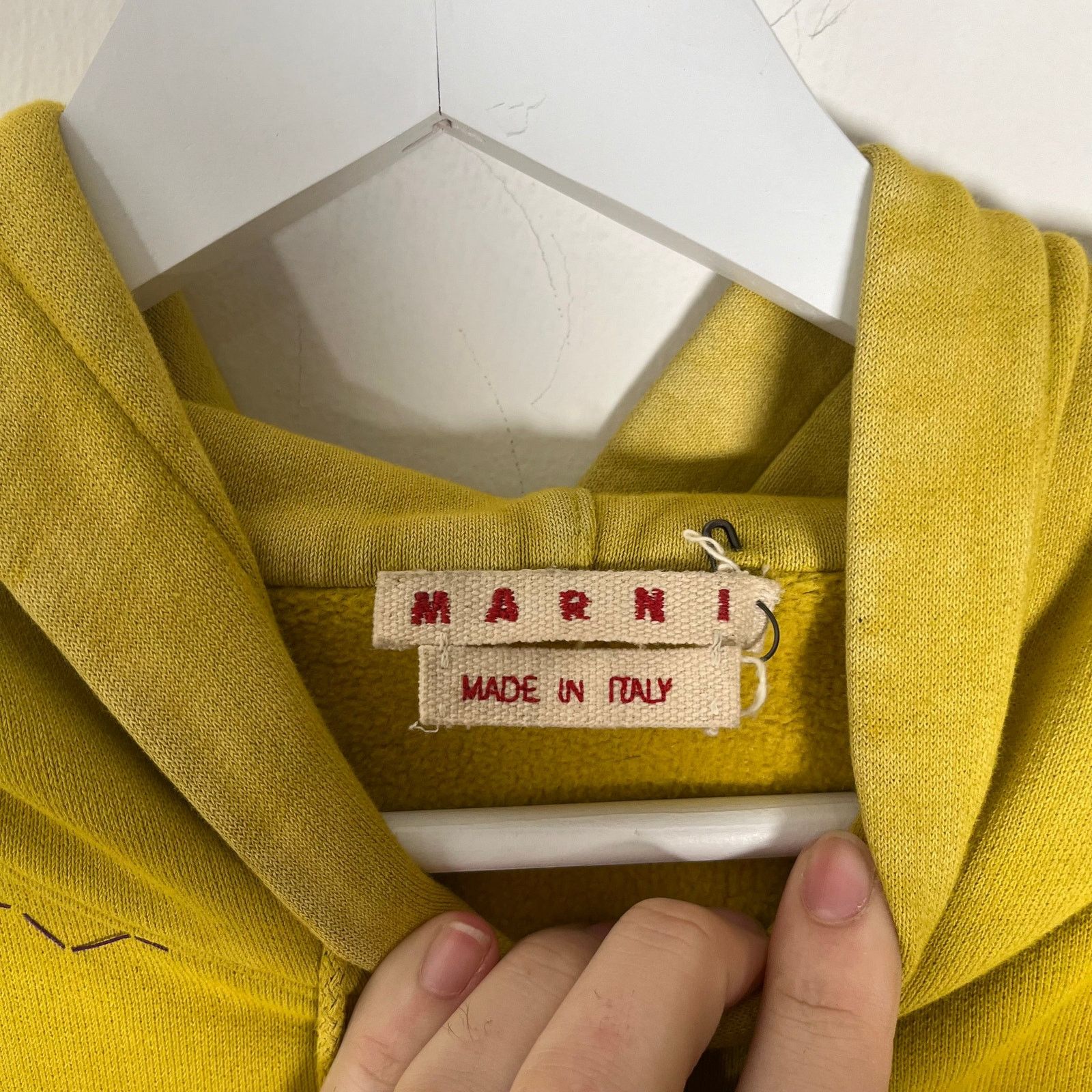 Marni Marni Sequin Yellow Hoodie Size L Size US L / EU 52-54 / 3 - 3 Thumbnail