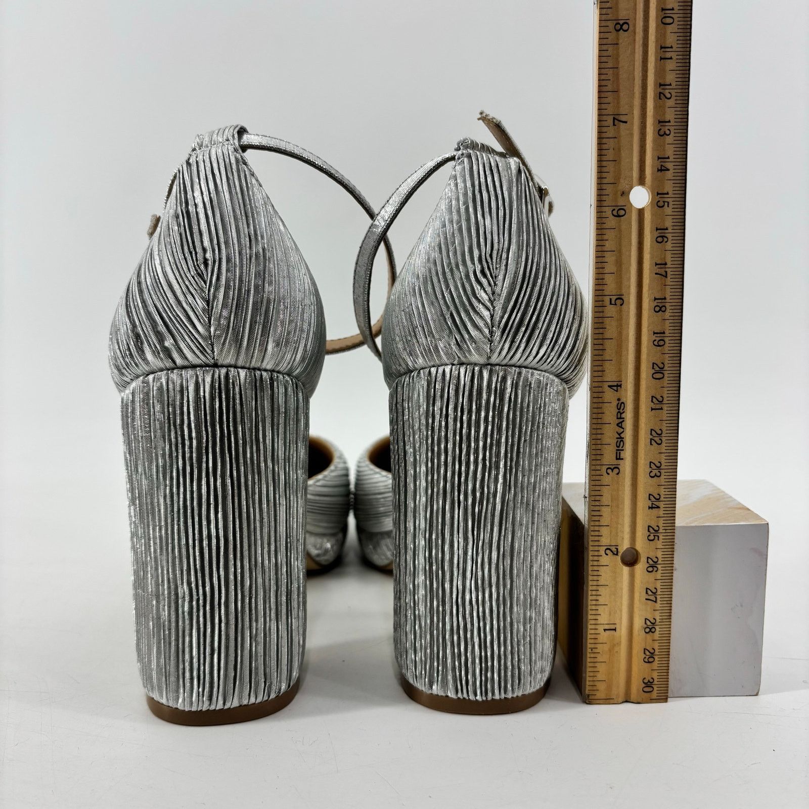 Other Jewel Badgley Mischka Womens 8.5 Silver Stephanie Heel Block Size US 8.5 / IT 38.5 - 9 Thumbnail