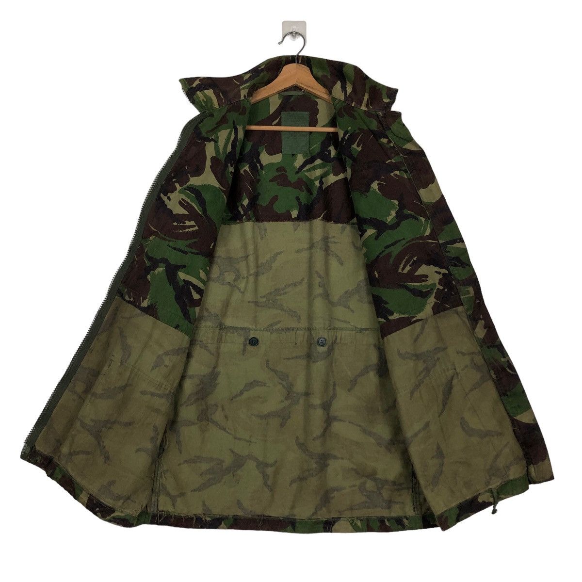 Vintage 🔥Vintage Camouflage Chore Survival Jacket Multi Pockets Size US M / EU 48-50 / 2 - 13 Thumbnail
