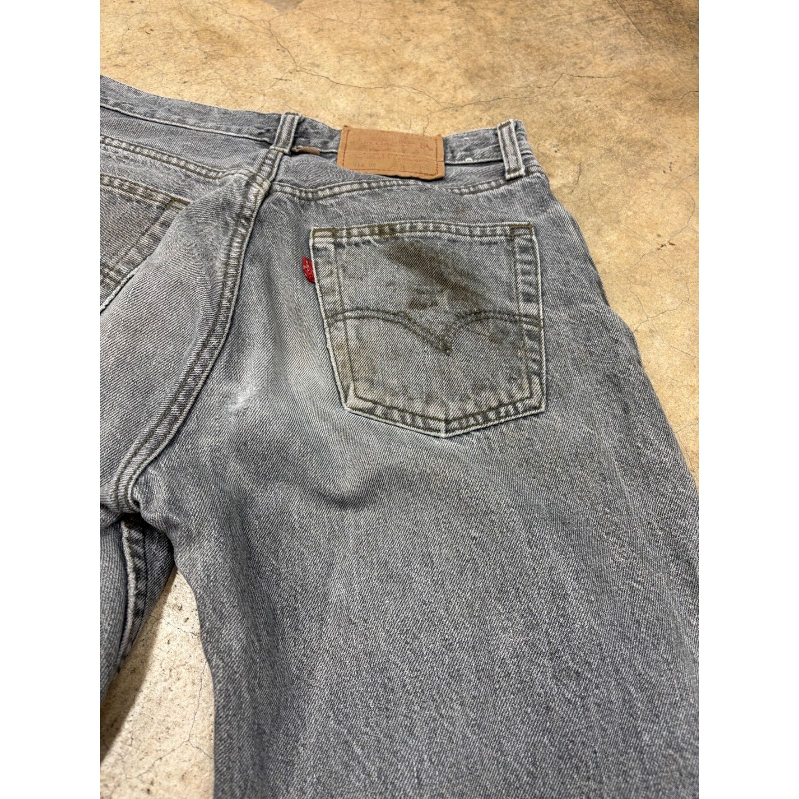 Levi's VTG Levi’s 518 Gray Dark Wash 90s Straight Jeans UK Made Size US 30 / EU 46 - 10 Thumbnail