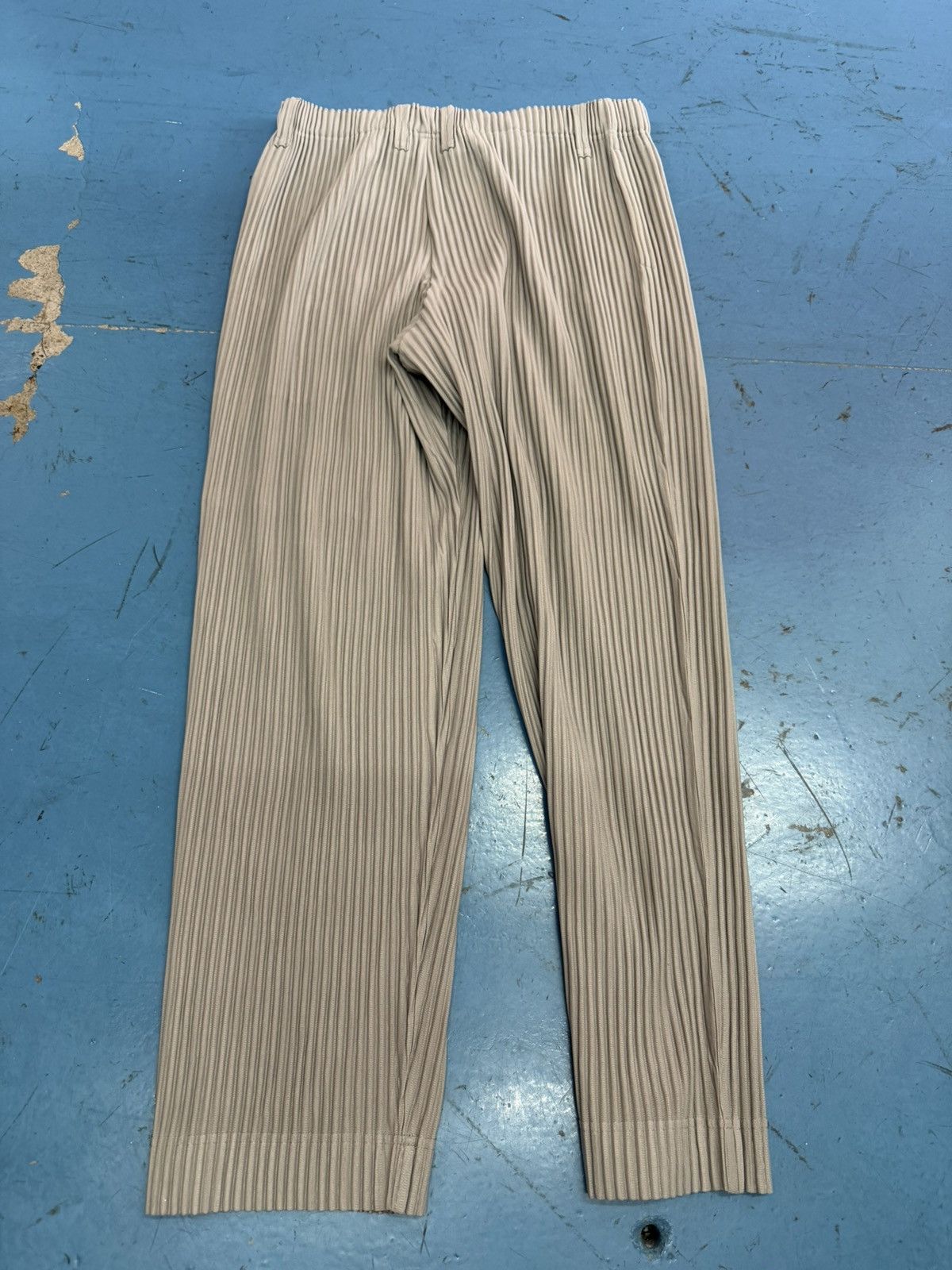 Homme Plisse Issey Miyake HP26-JF162 HOMME PLISSE GREY PANTS Size US 34 / EU 50 - 2 Thumbnail