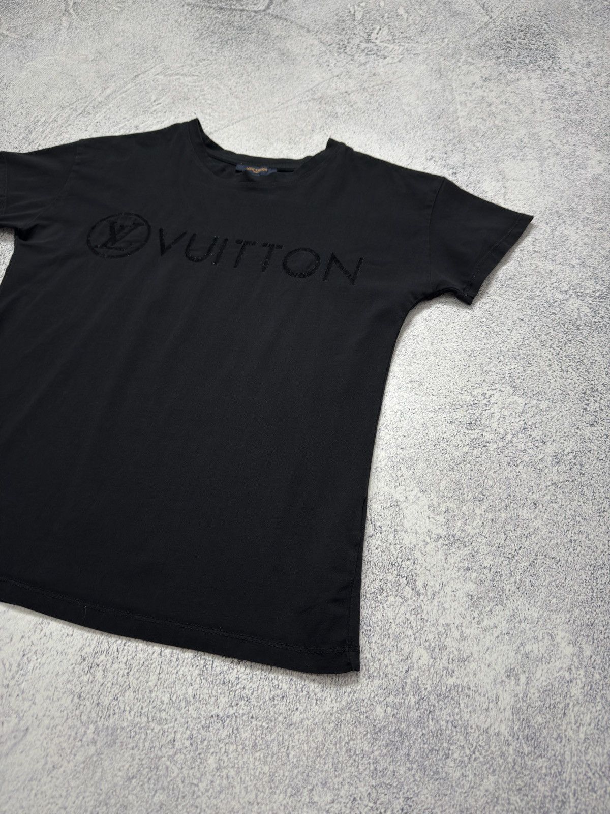 Louis Vuitton ロゴプリント 半袖Tシャツ ブラック　並行輸入 2025年最新】LOUIS vuitton並行輸入品 シャツの人気アイテム