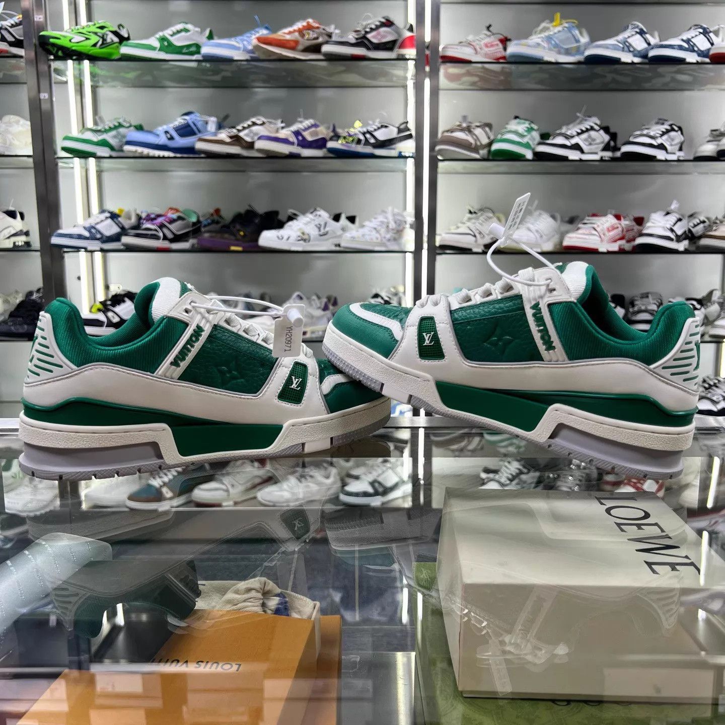 Louis Vuitton LV TRAINER White Green 38.5 YH20971 Size US 8 / IT 38 - 4 Thumbnail