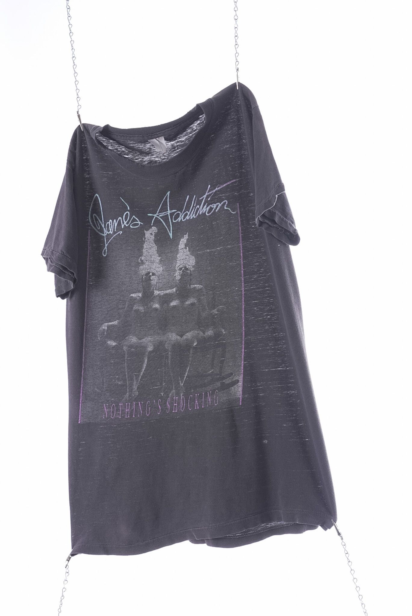 Vintage VINTAGE 1988 JANES ADDICITION ‘NOTHINGS SHOCKING’ T-SHIRT Size US L / EU 52-54 / 3 - 5 Thumbnail