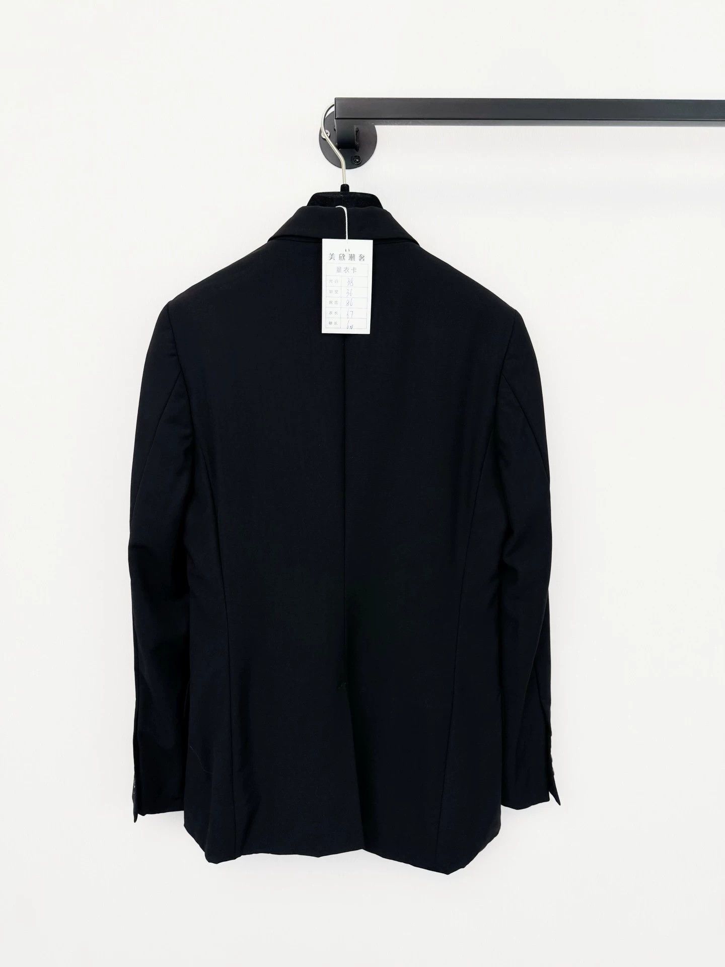 Gucci Gucci wool blazer, authentic, size 38 Size 38R - 2 Thumbnail