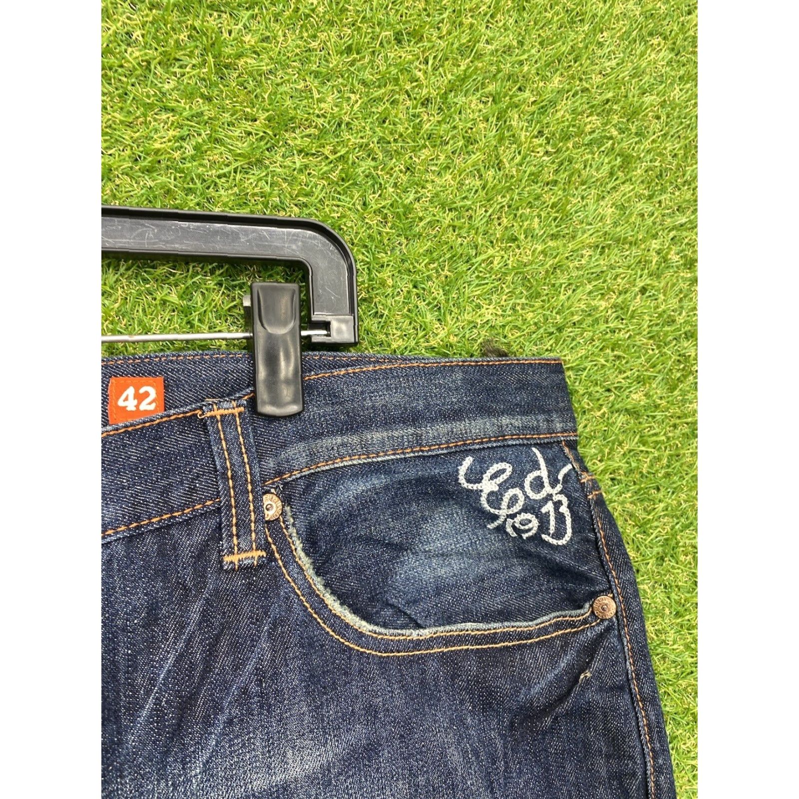 Ed Hardy VINTAGE Ed Hardy Jeans Mens 42x34 Baggy Relaxed Denim Blue 90s Tiger Logo Rock Mens Regular Jeans SJ? Size US 42 / EU 58 - 3 Thumbnail